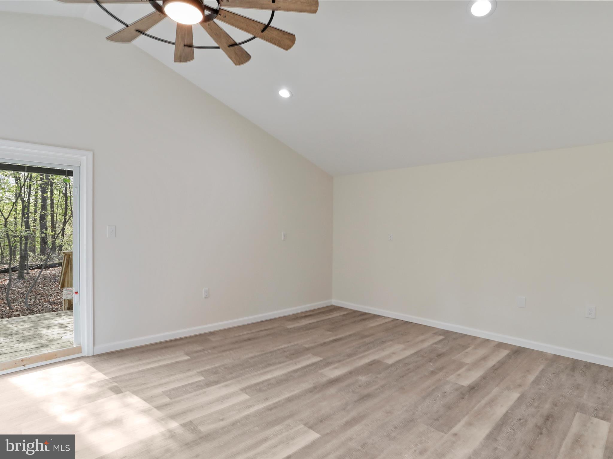 SLEEPY HOLLOW - Residential