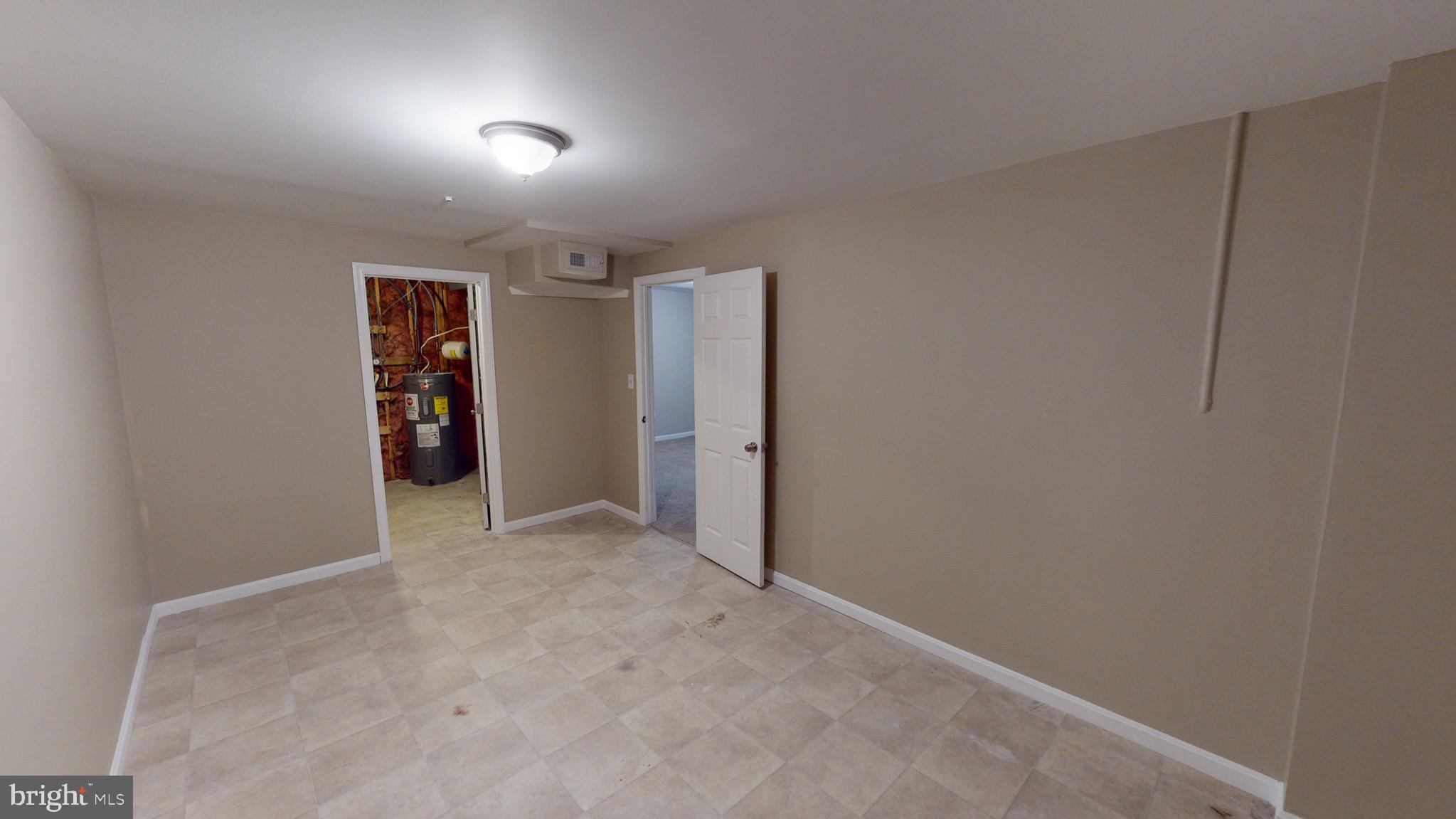 MARLBORO MEADOWS - Residential