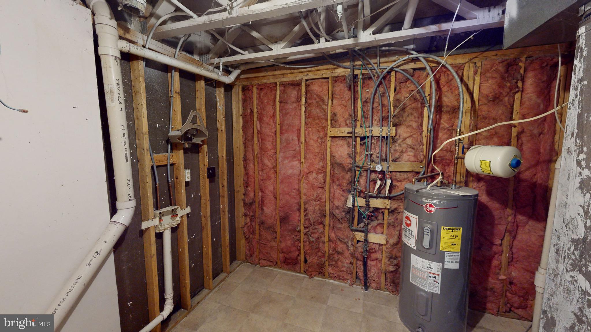 MARLBORO MEADOWS - Residential