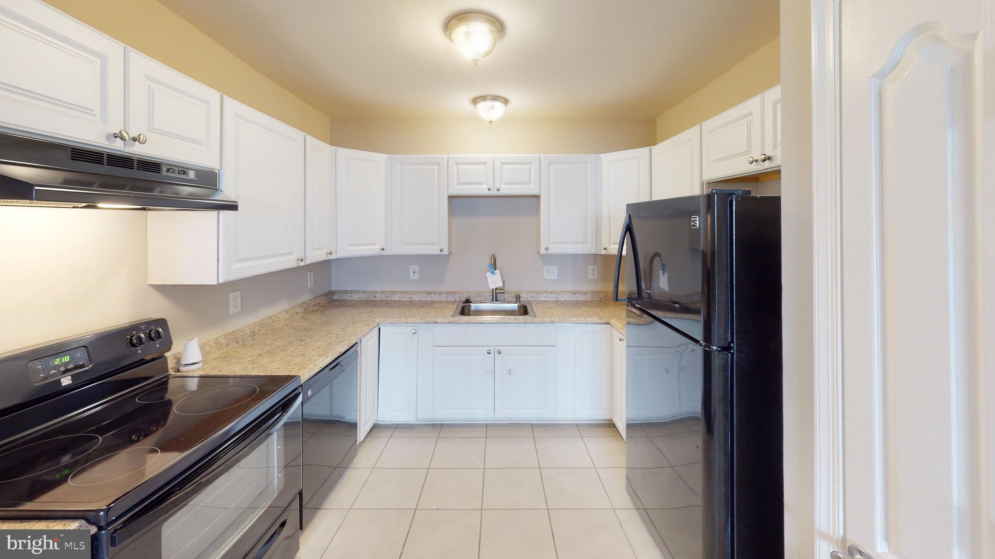 MARLBORO MEADOWS - Residential