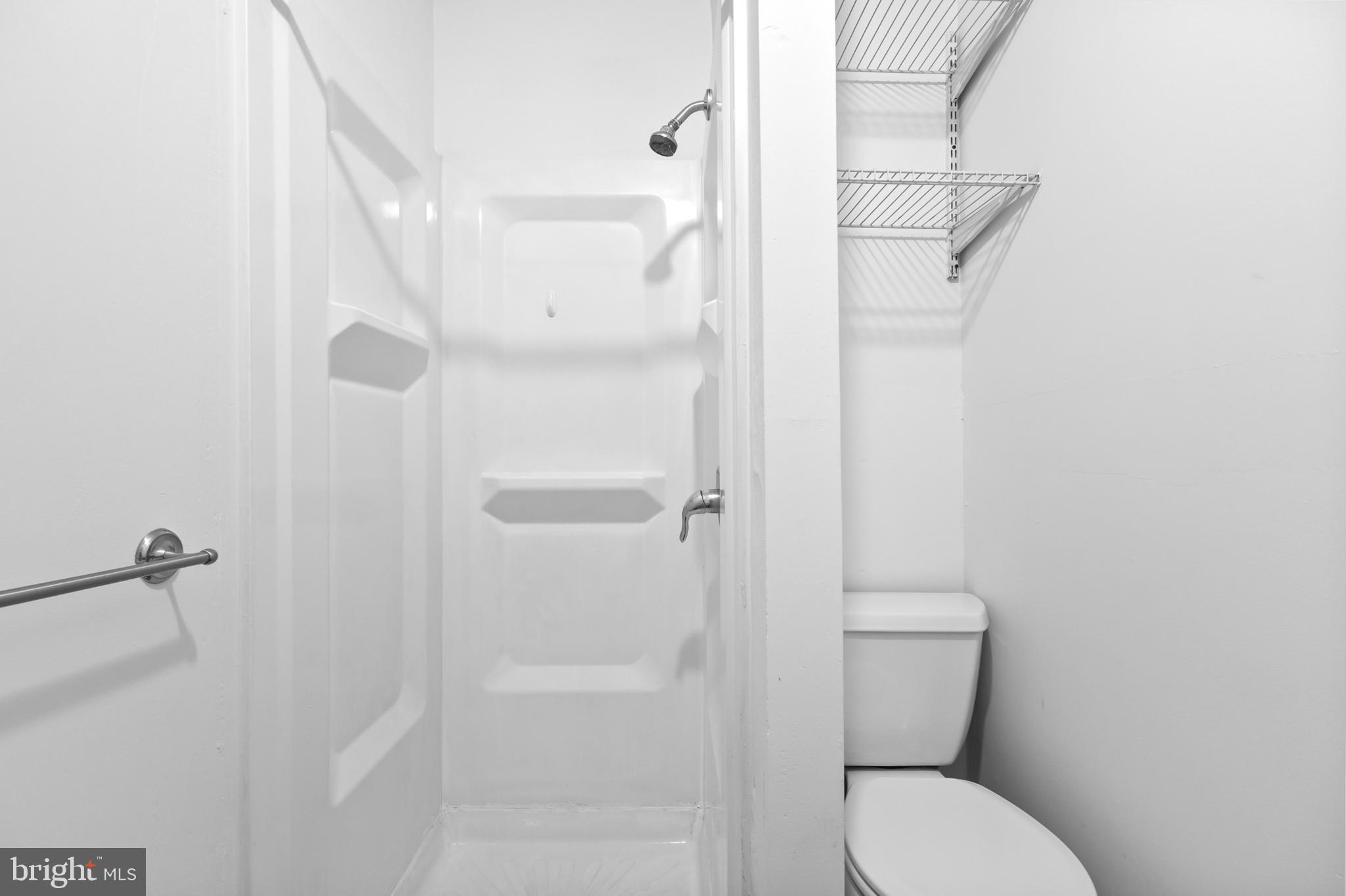 TEMPLE UNIVERSITY - Residential Lease