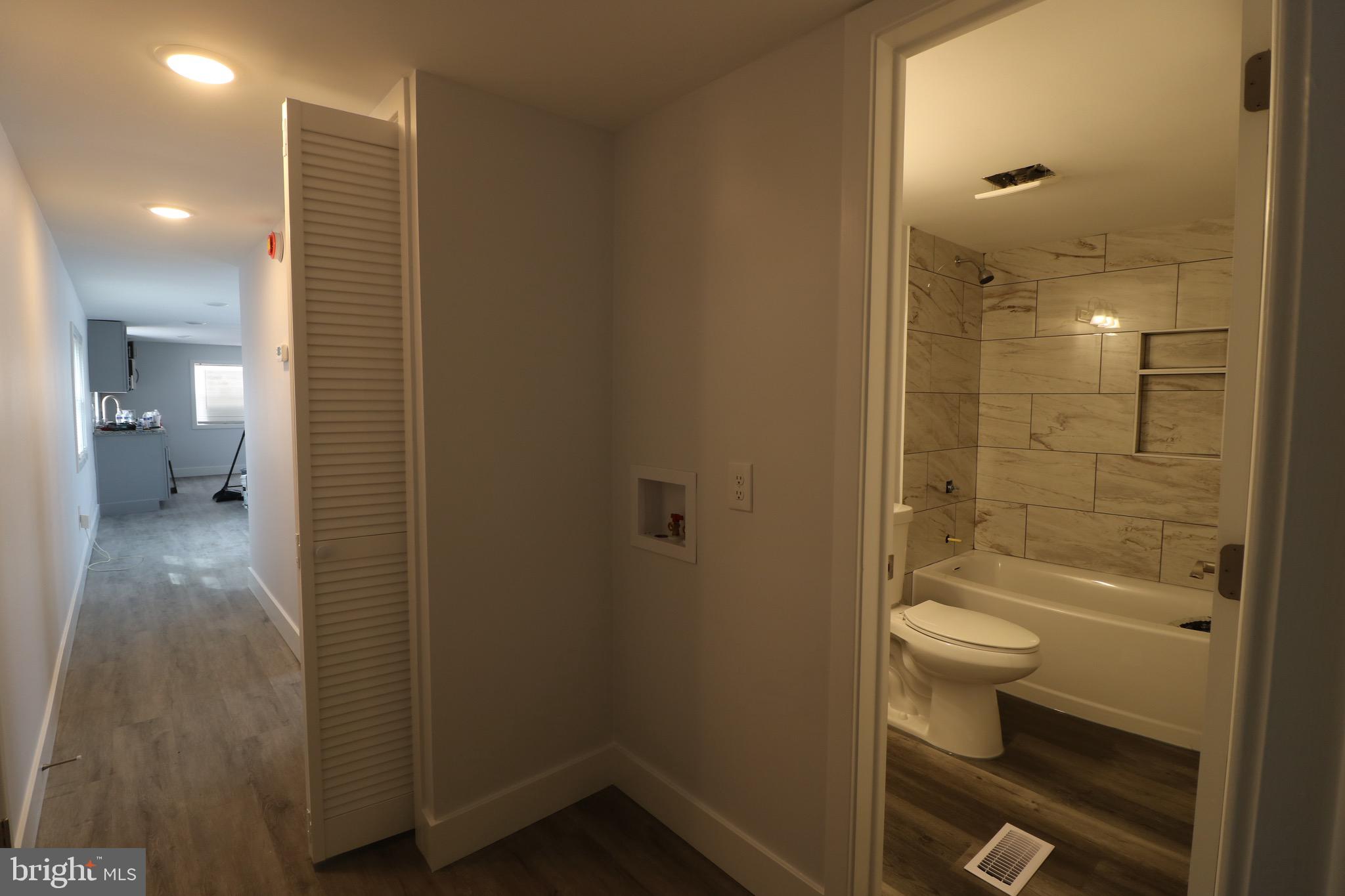 MIDDLE RIVER - Residential