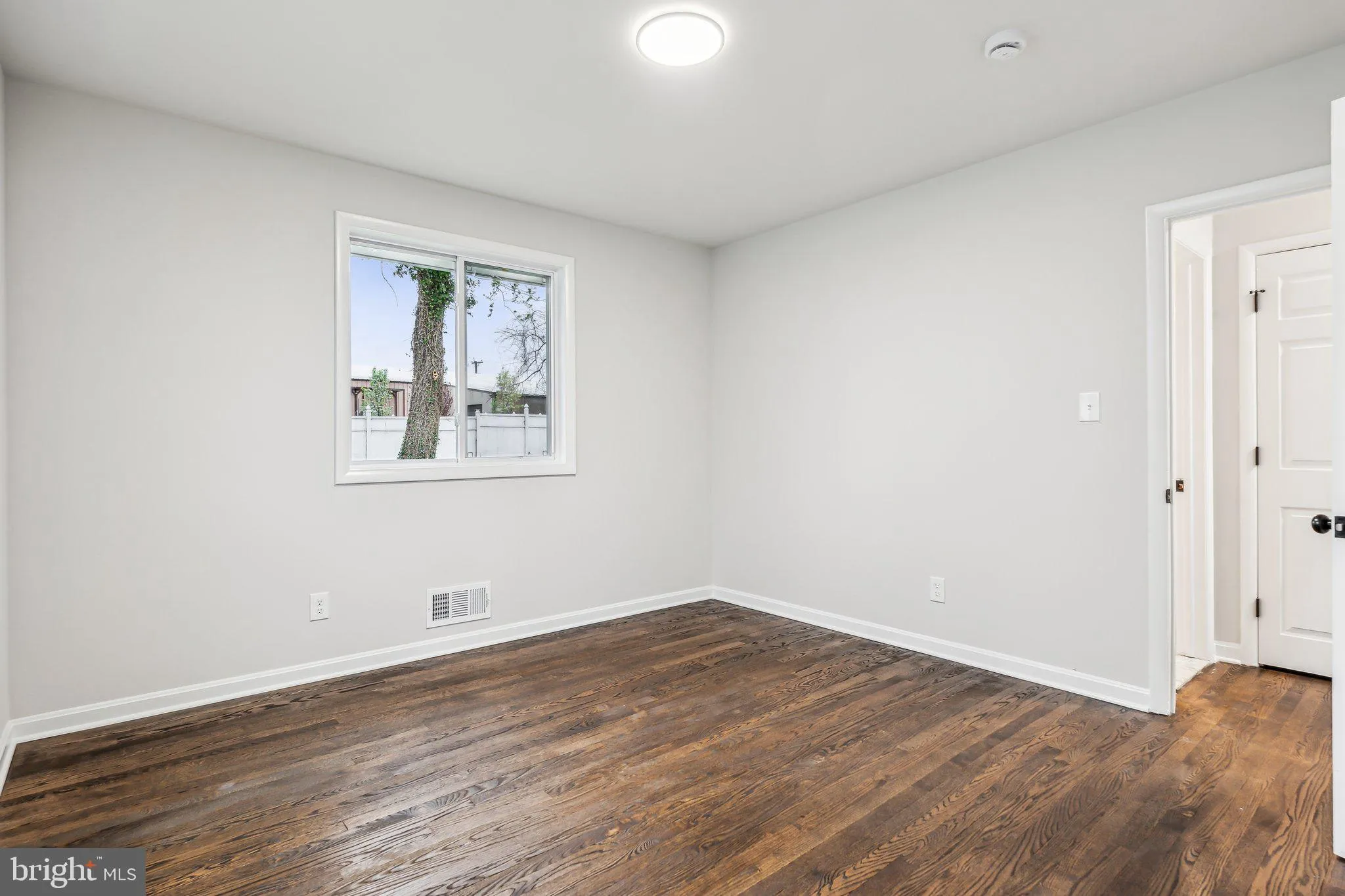 Baltimore, Maryland 21237, United States, 4 Bedrooms Bedrooms, ,2 BathroomsBathrooms,Residential,Pending,107866