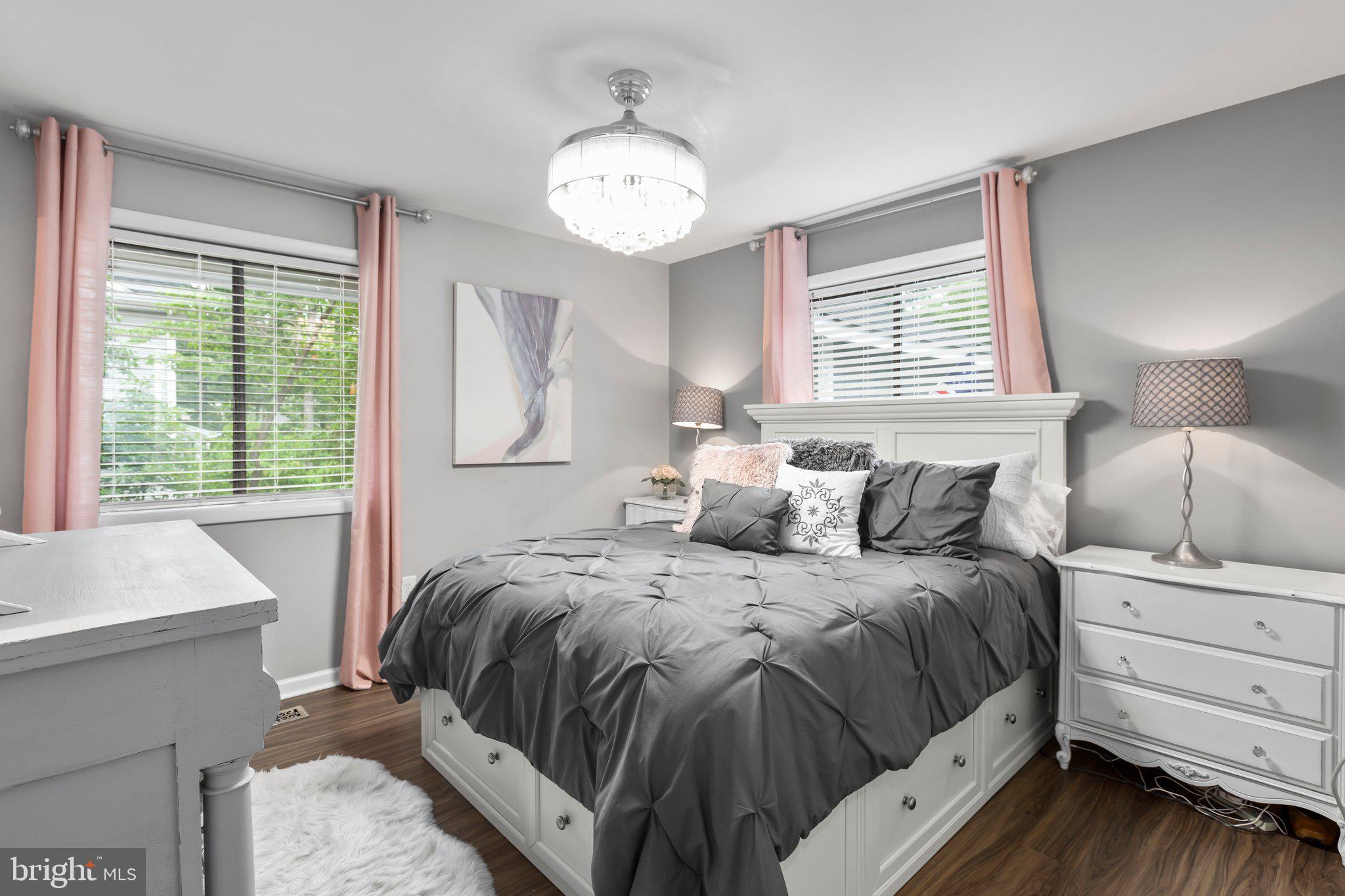 LAKE OF THE WOODS - Residential