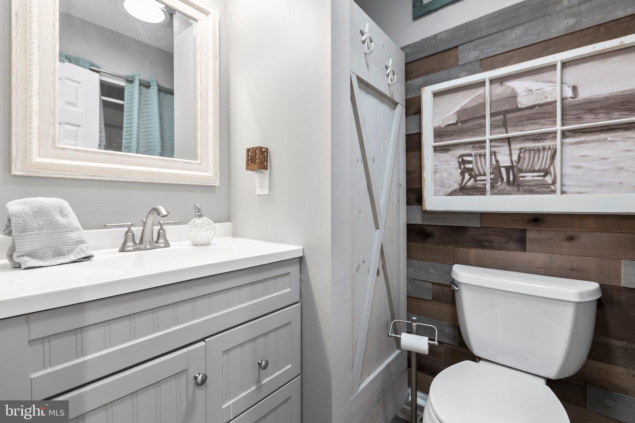 LAKE OF THE WOODS - Residential