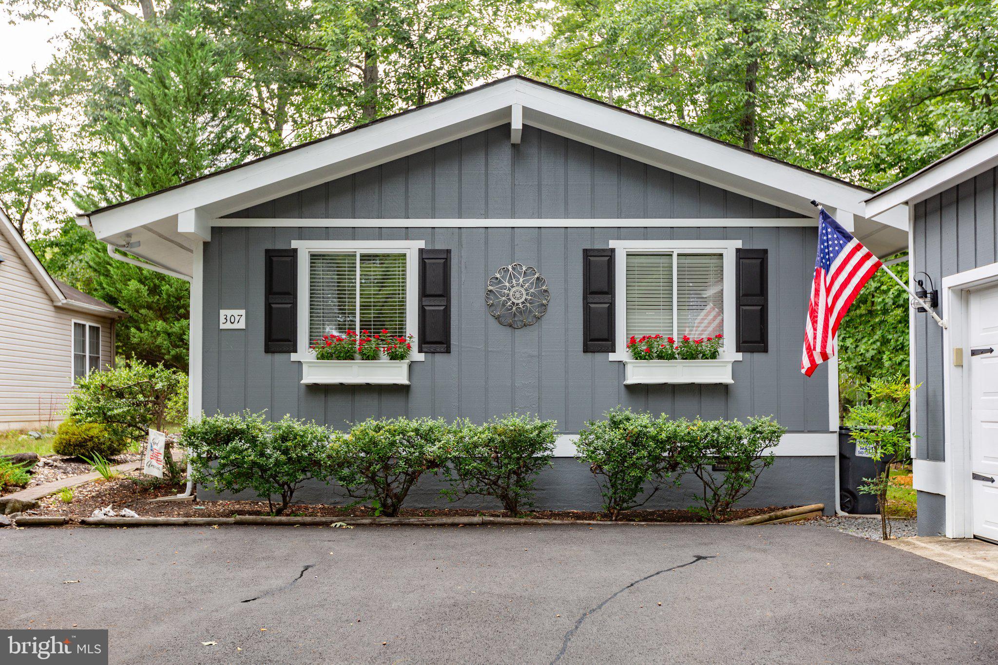 LAKE OF THE WOODS - Residential