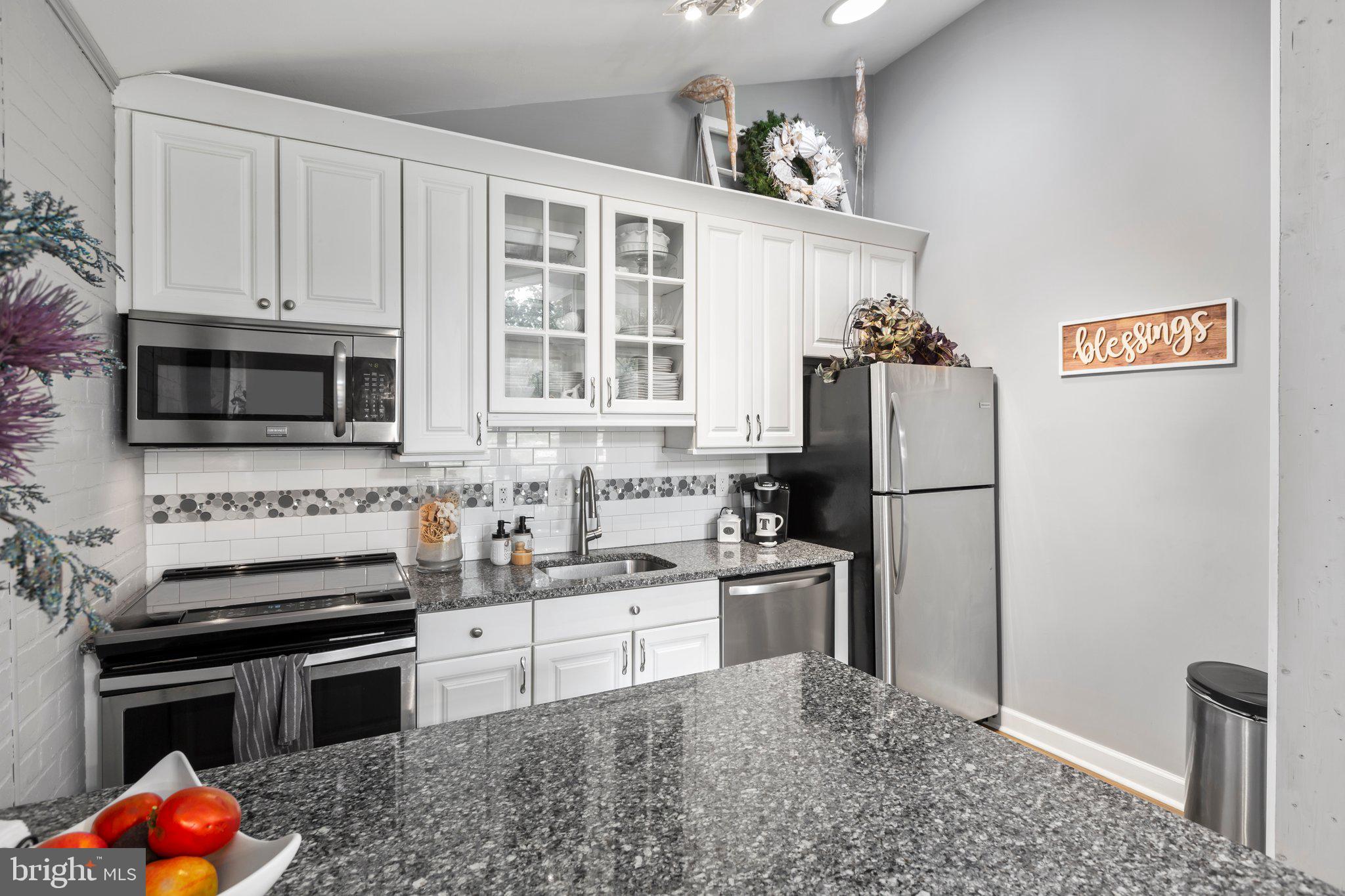 LAKE OF THE WOODS - Residential