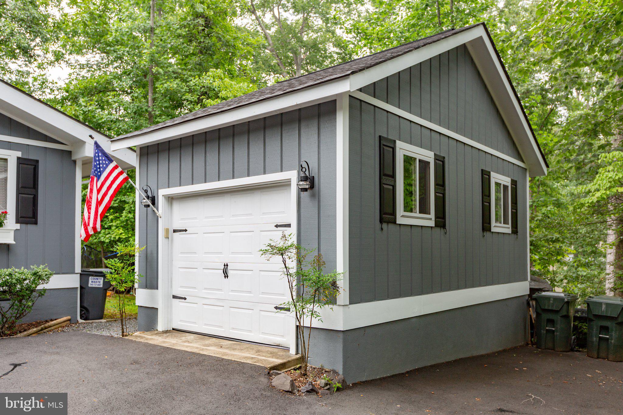 LAKE OF THE WOODS - Residential