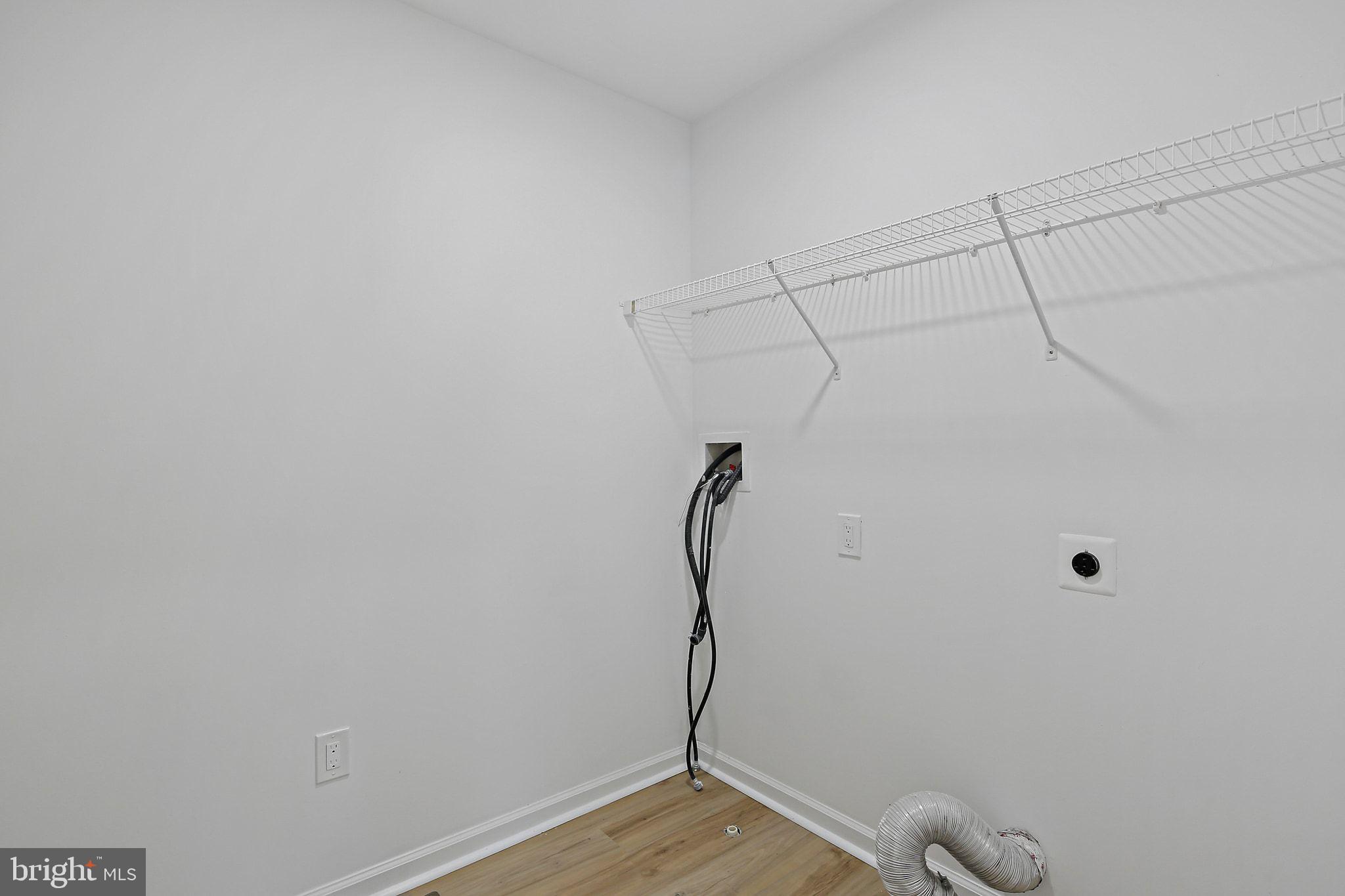 RIVERSIDE OVERLOOK - Residential