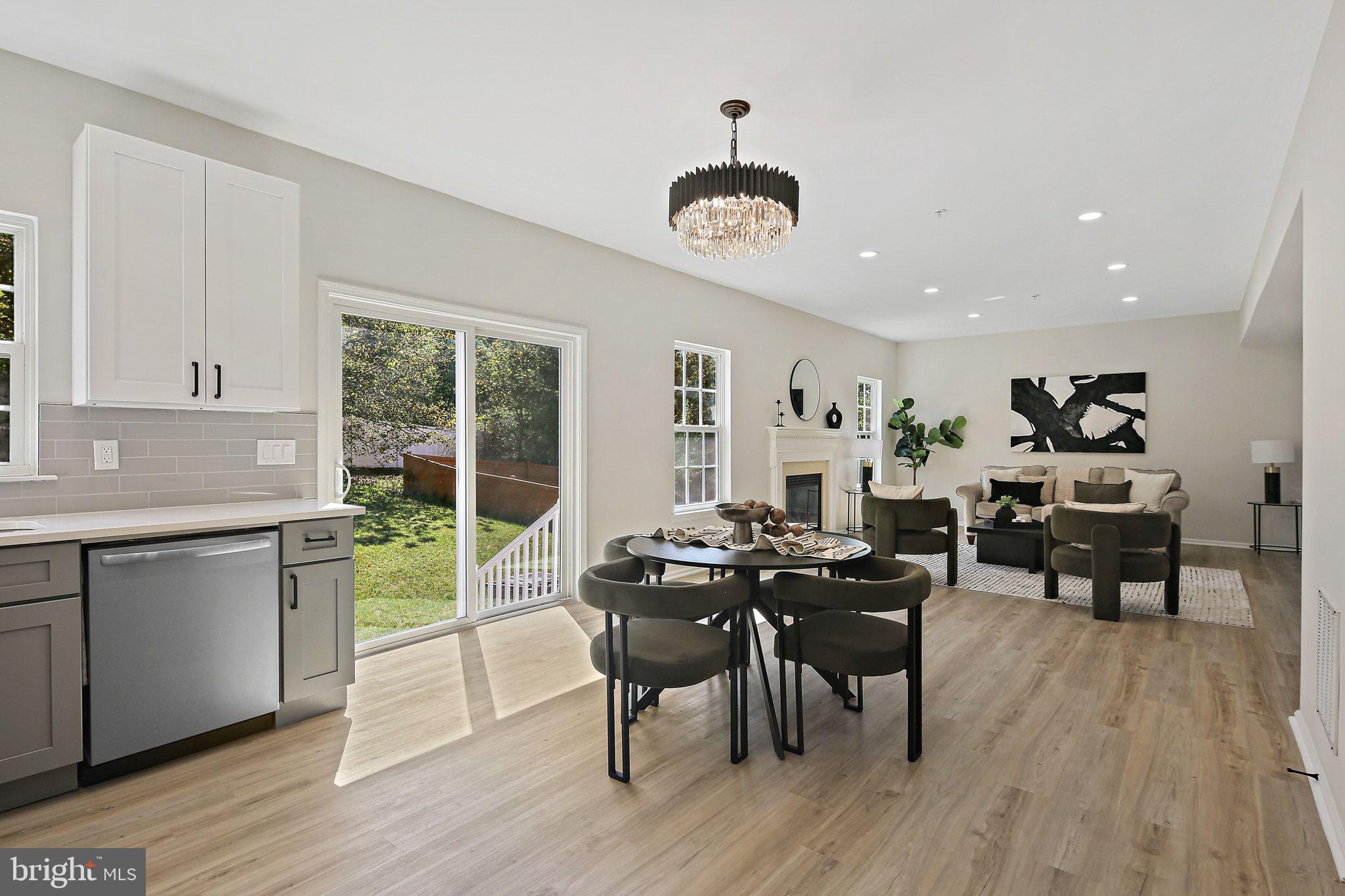 RIVERSIDE OVERLOOK - Residential