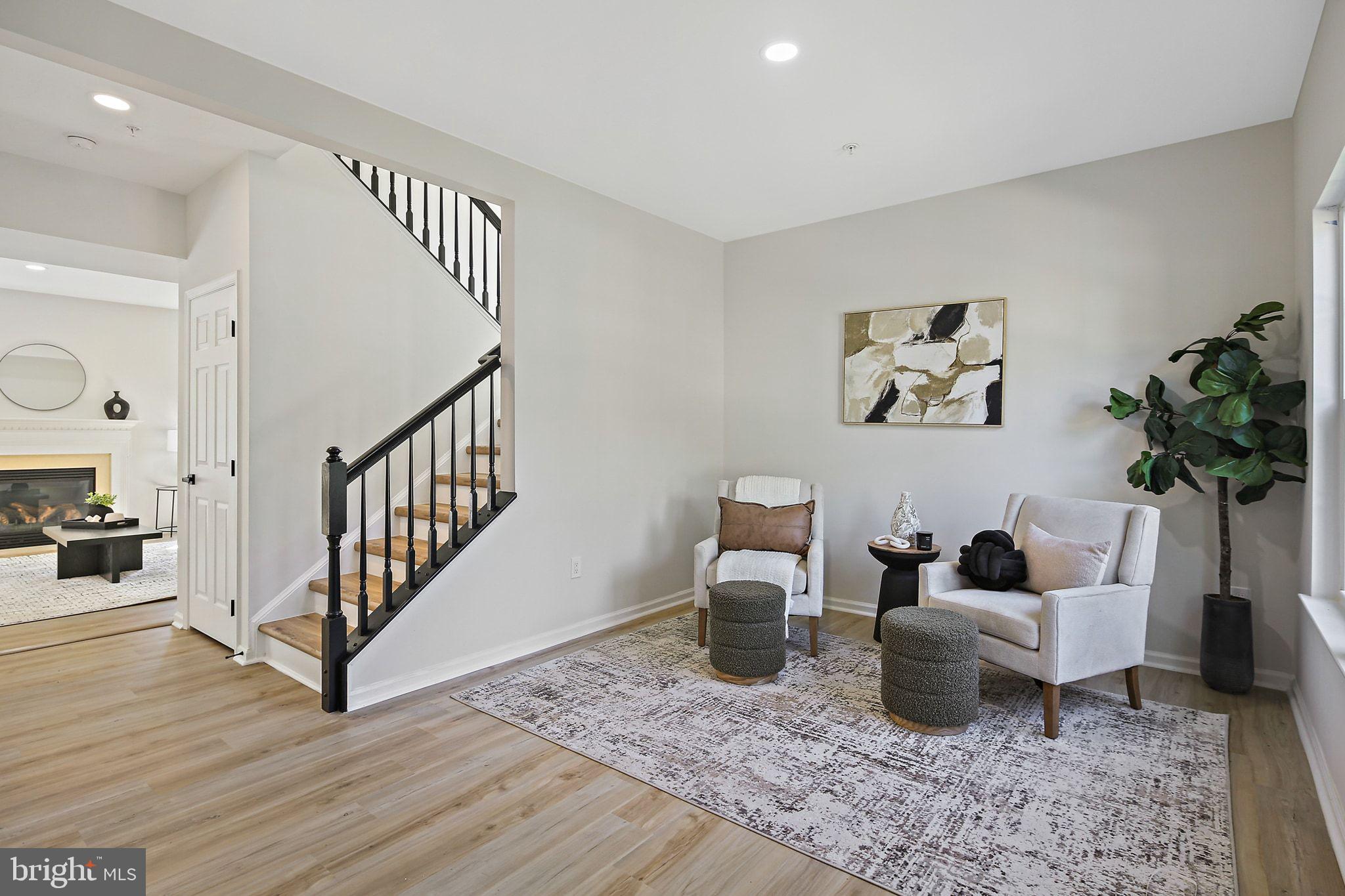 RIVERSIDE OVERLOOK - Residential