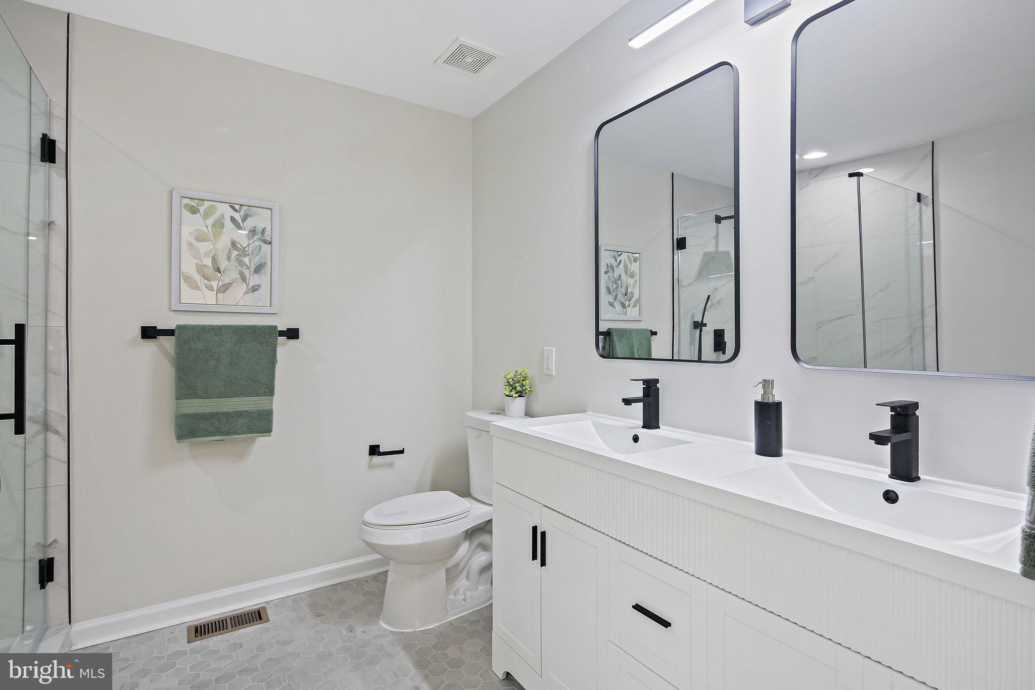 RIVERSIDE OVERLOOK - Residential