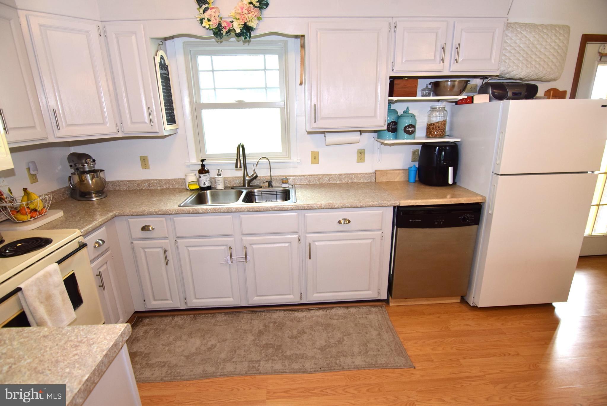 PLEASANT HILLS - Residential