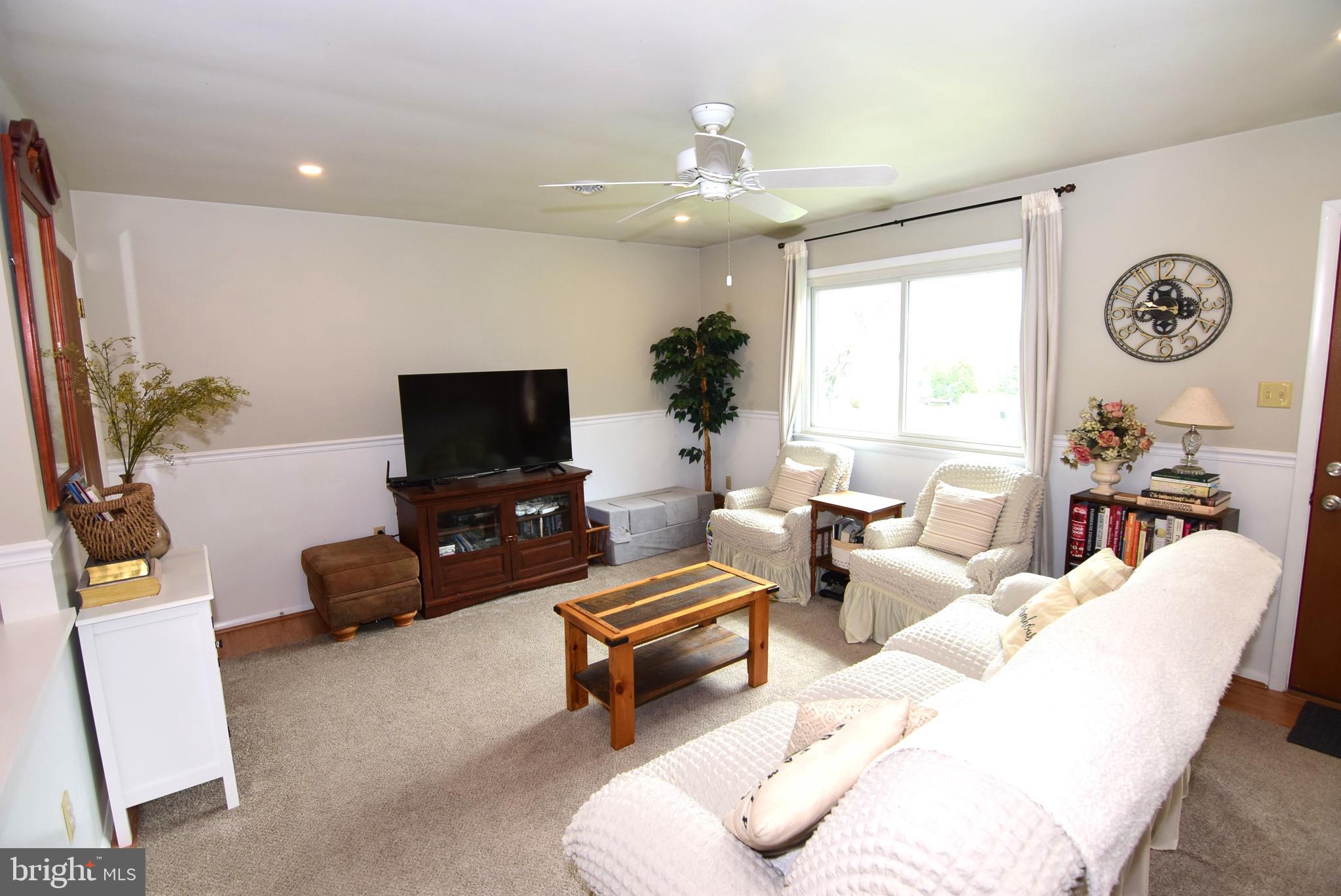 PLEASANT HILLS - Residential