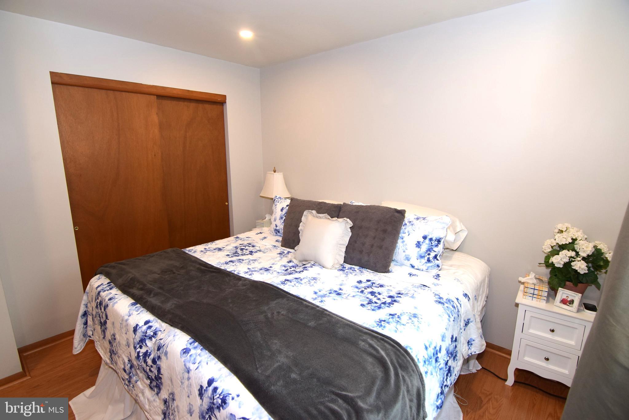 PLEASANT HILLS - Residential