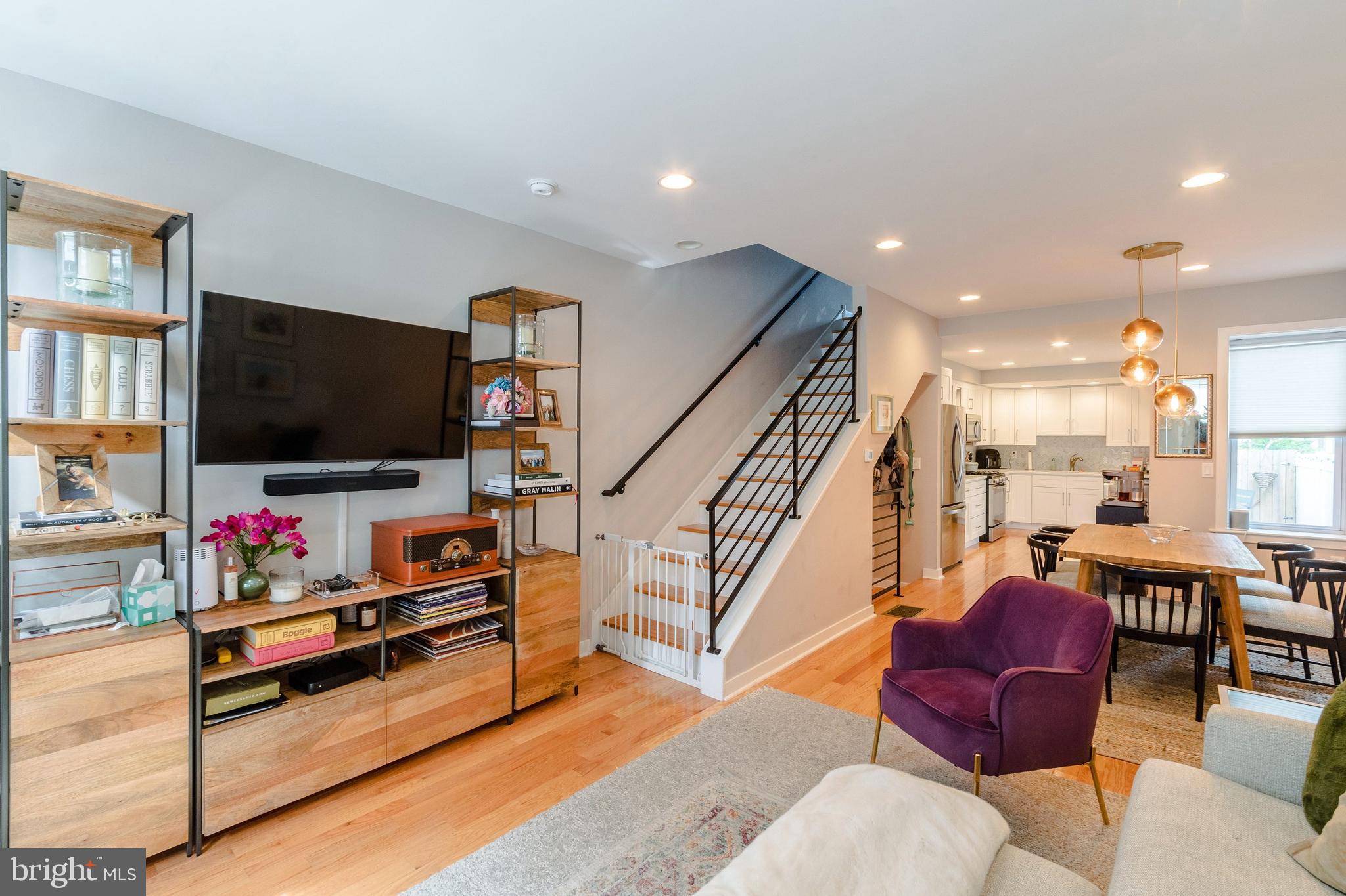 ART MUSEUM AREA - Residential Lease