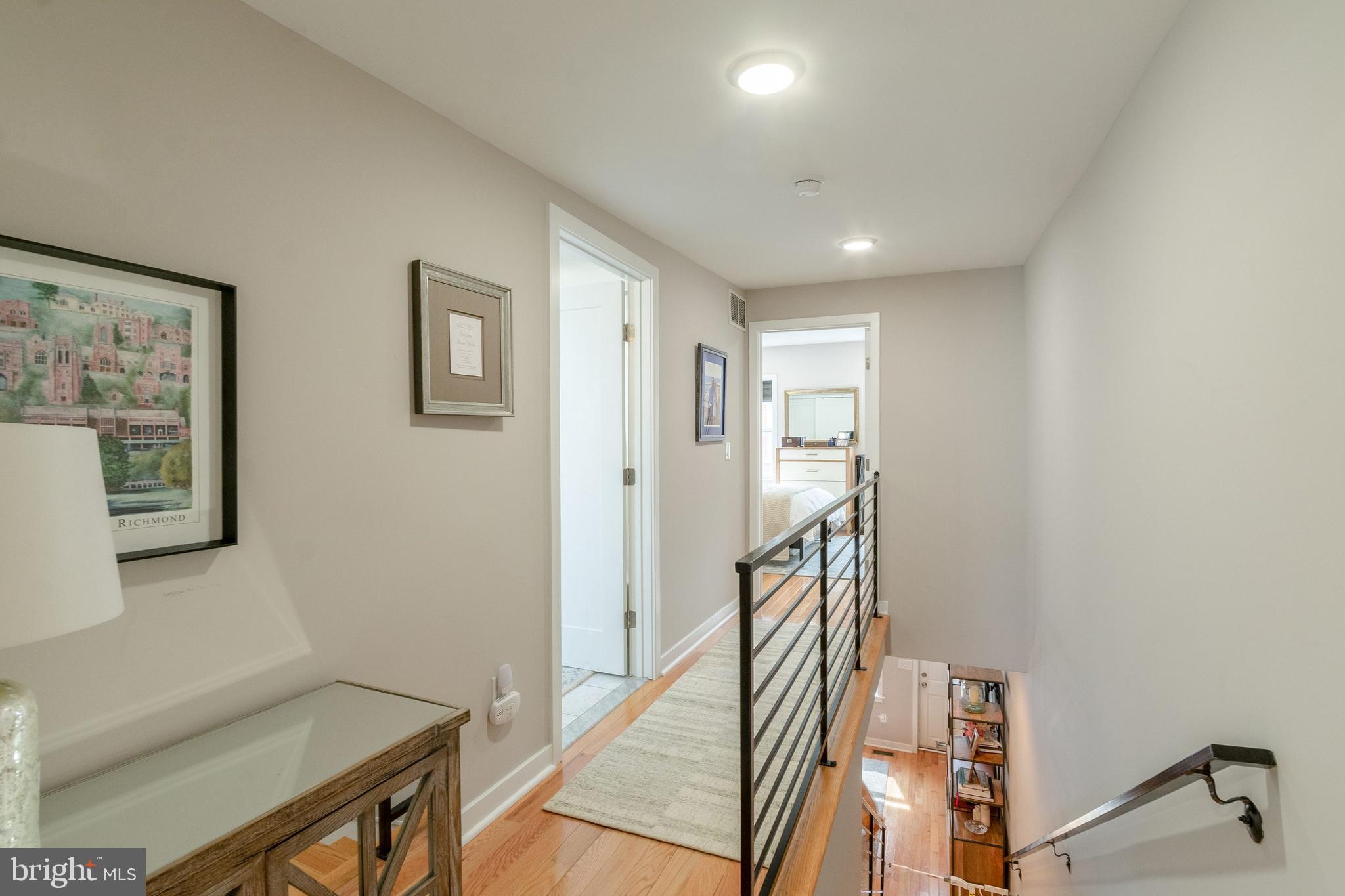 ART MUSEUM AREA - Residential Lease