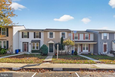 Photo of 6064 Rock Glen Drive, ELKRIDGE, MD 21075 (MLS # MDHW2060806)