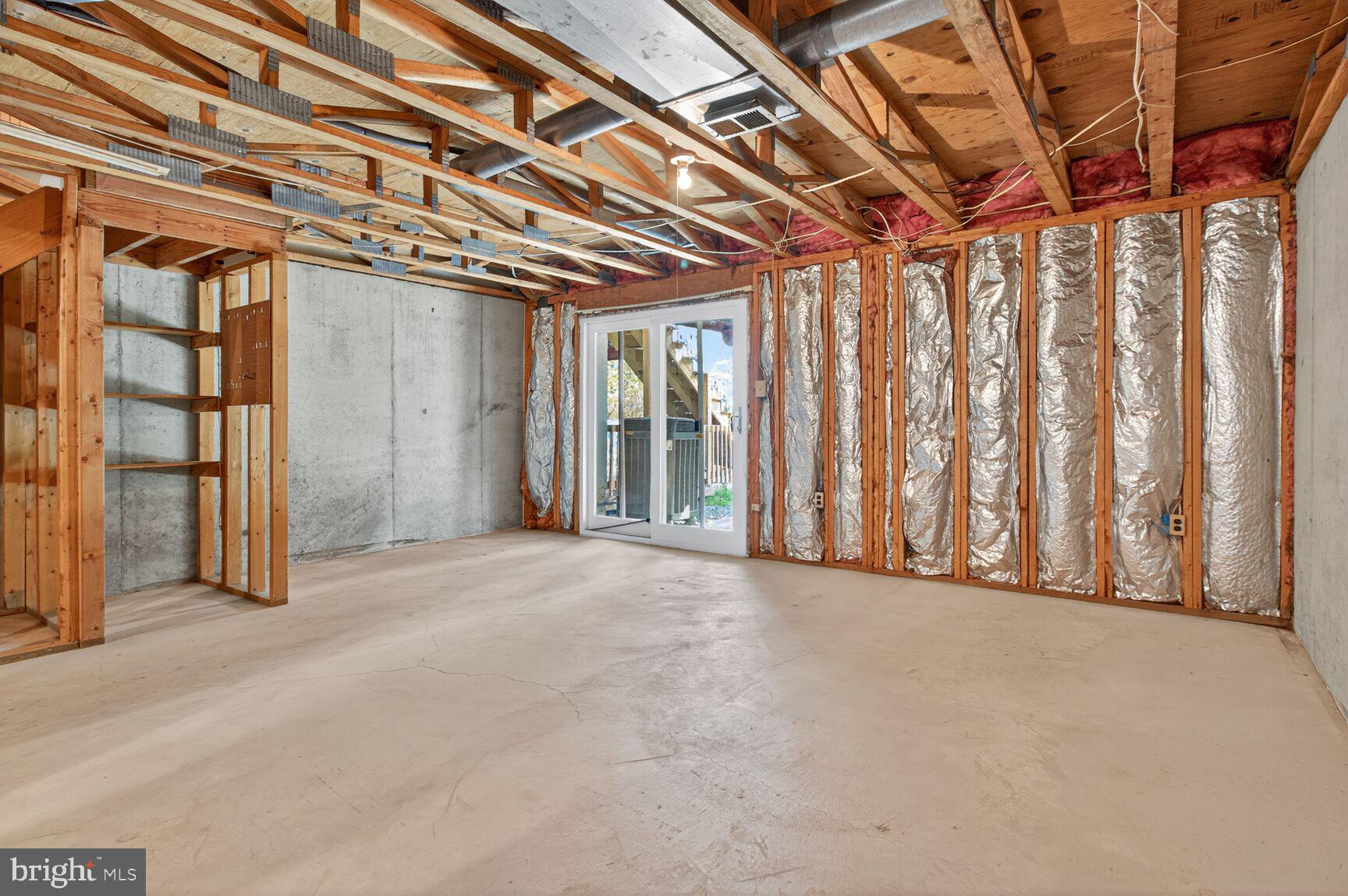 ROCKBURN COMMONS - Residential