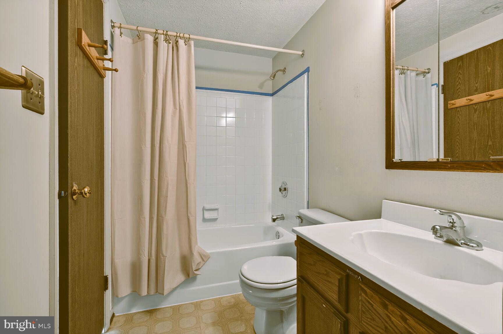 ROCKBURN COMMONS - Residential