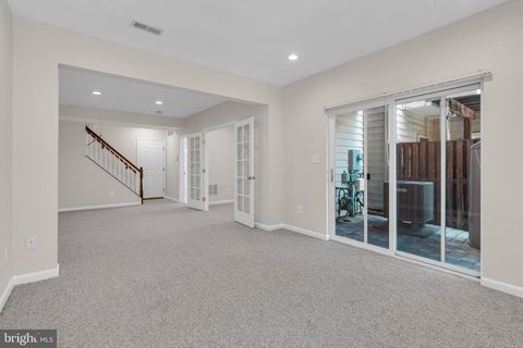 listing image 50