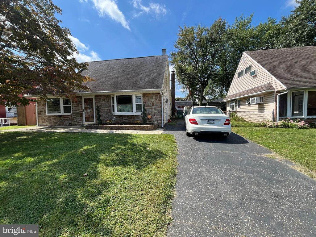 Photo of 2842 Normandy Drive, PHILADELPHIA, PA 19154 (MLS # PAPH2487654)