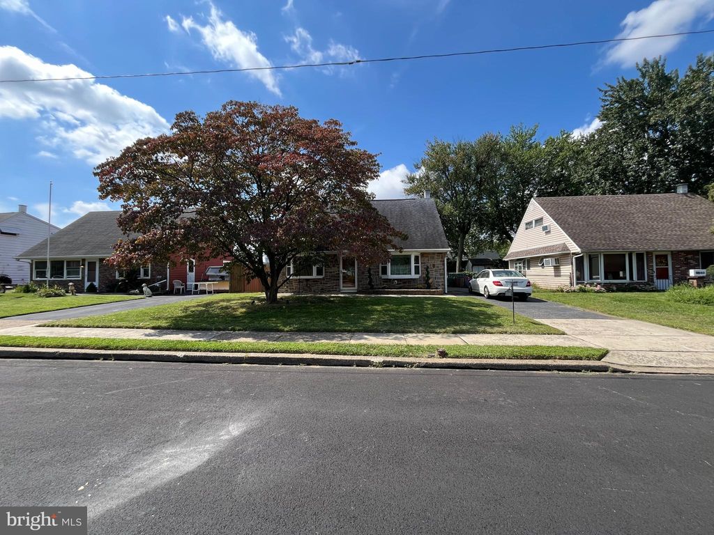 Photo of 2842 Normandy Drive, PHILADELPHIA, PA 19154 (MLS # PAPH2487654)