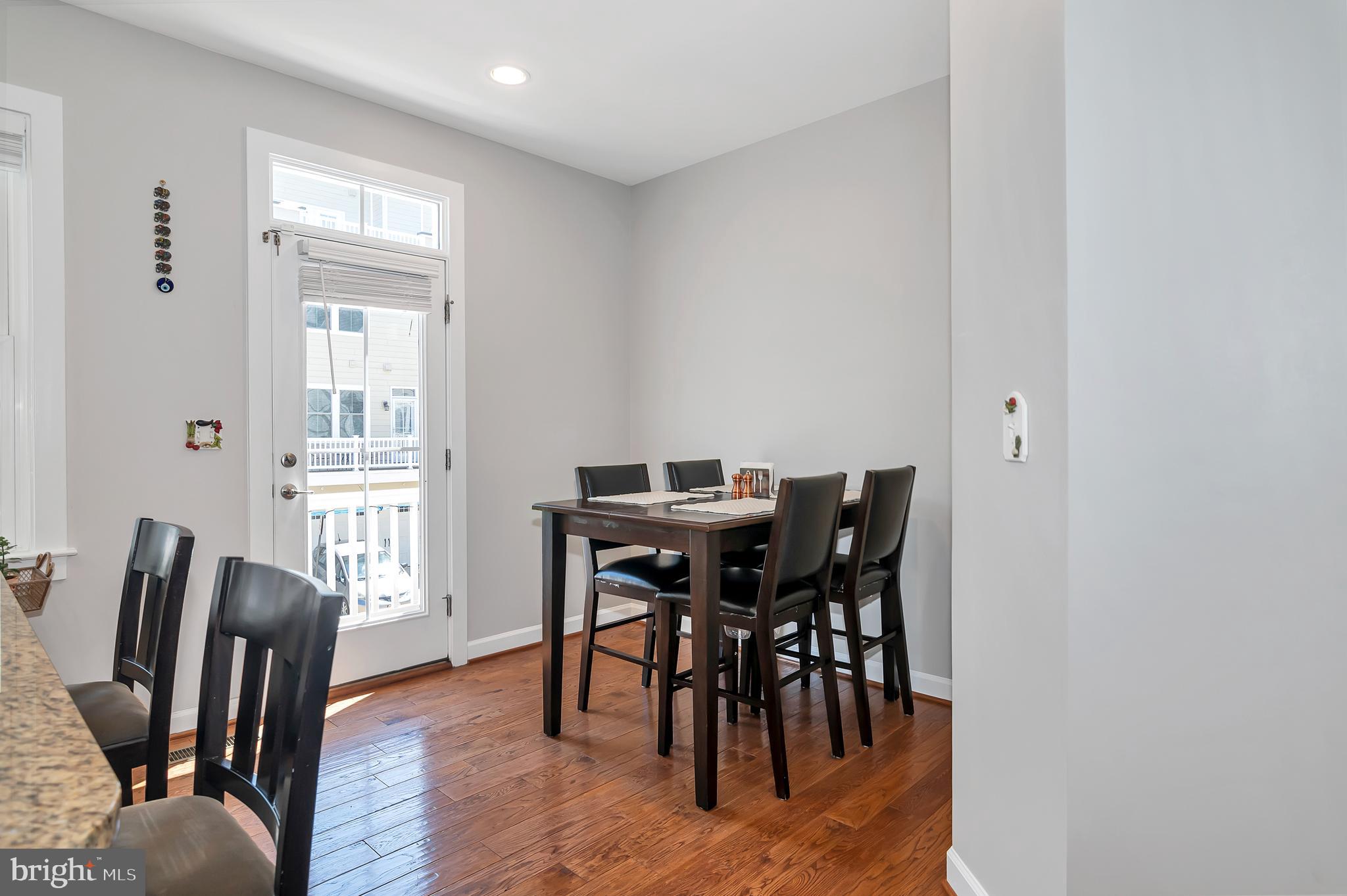 RIDGEWOOD - Residential Lease