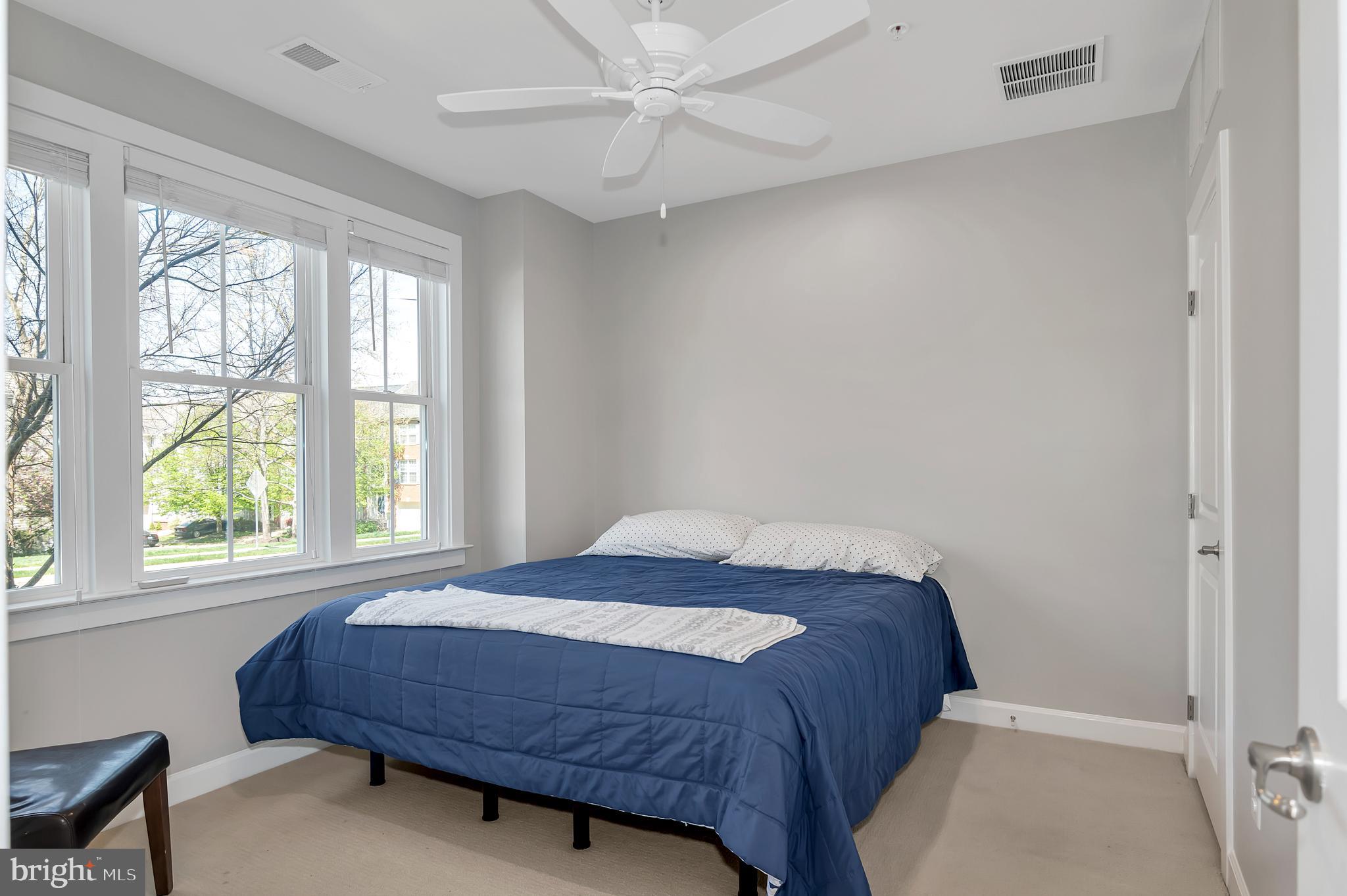 RIDGEWOOD - Residential Lease