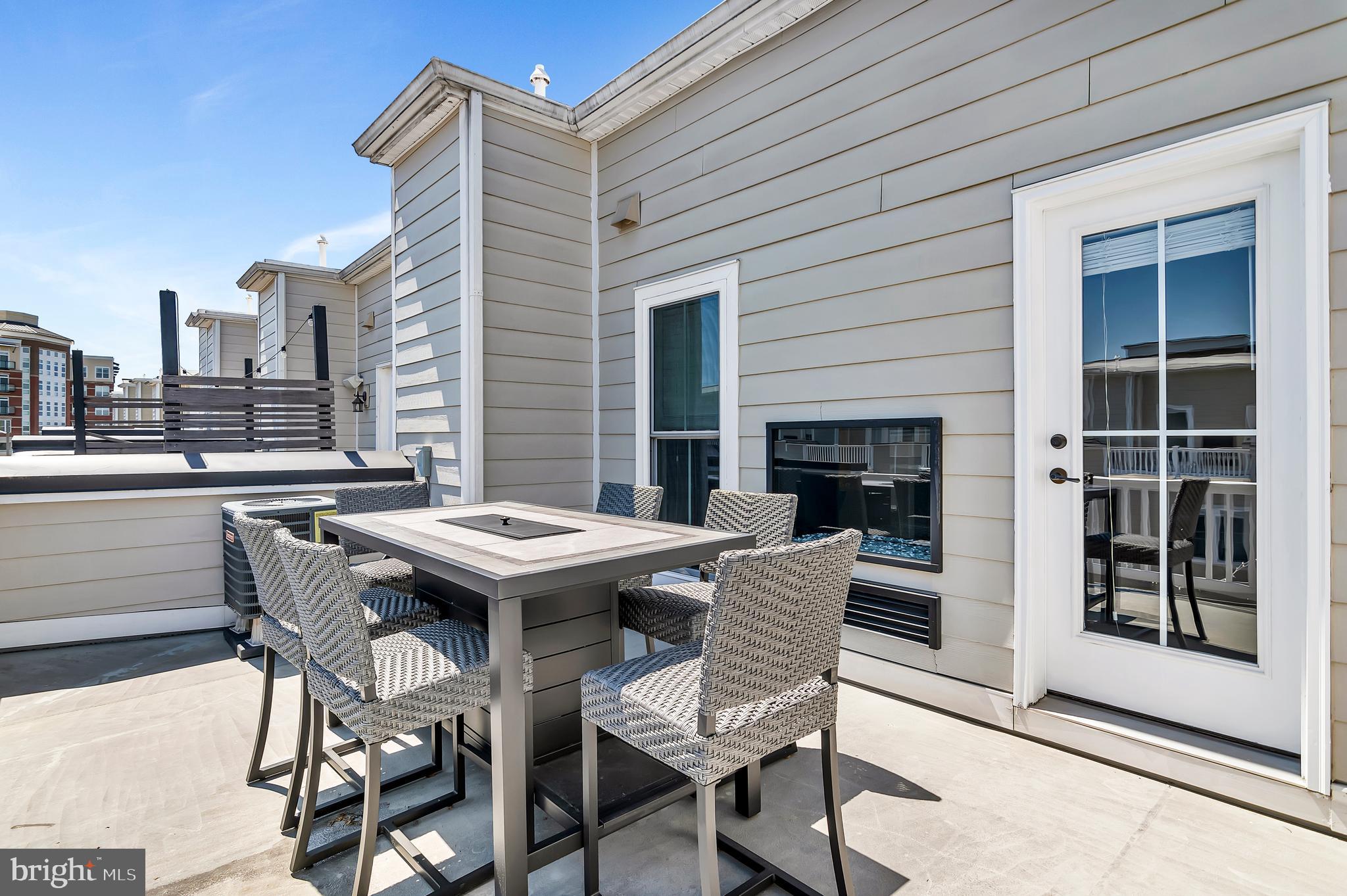 RIDGEWOOD - Residential Lease