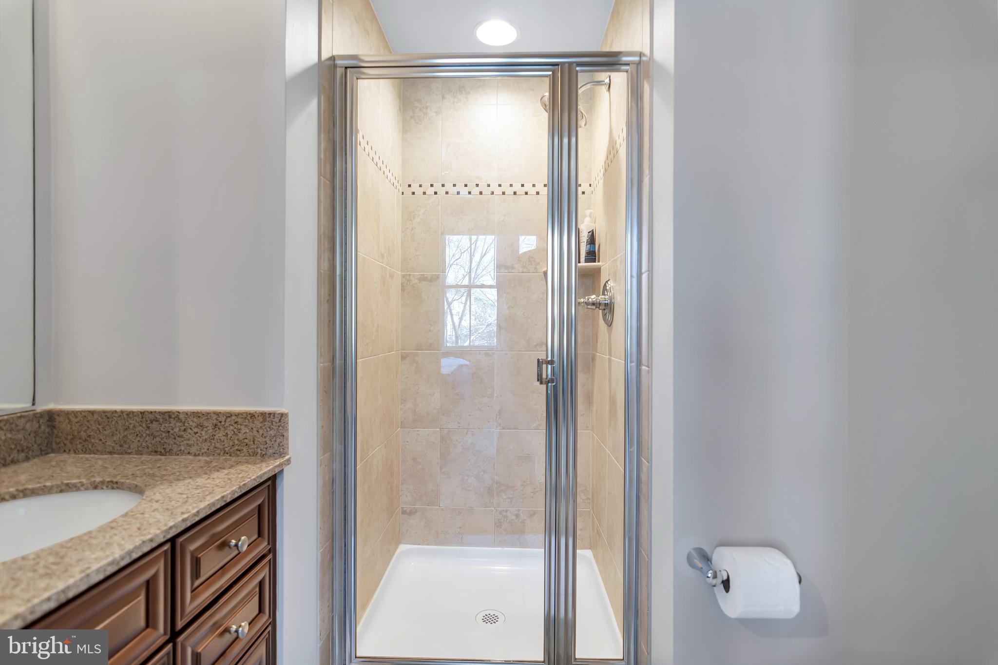 RIDGEWOOD - Residential Lease