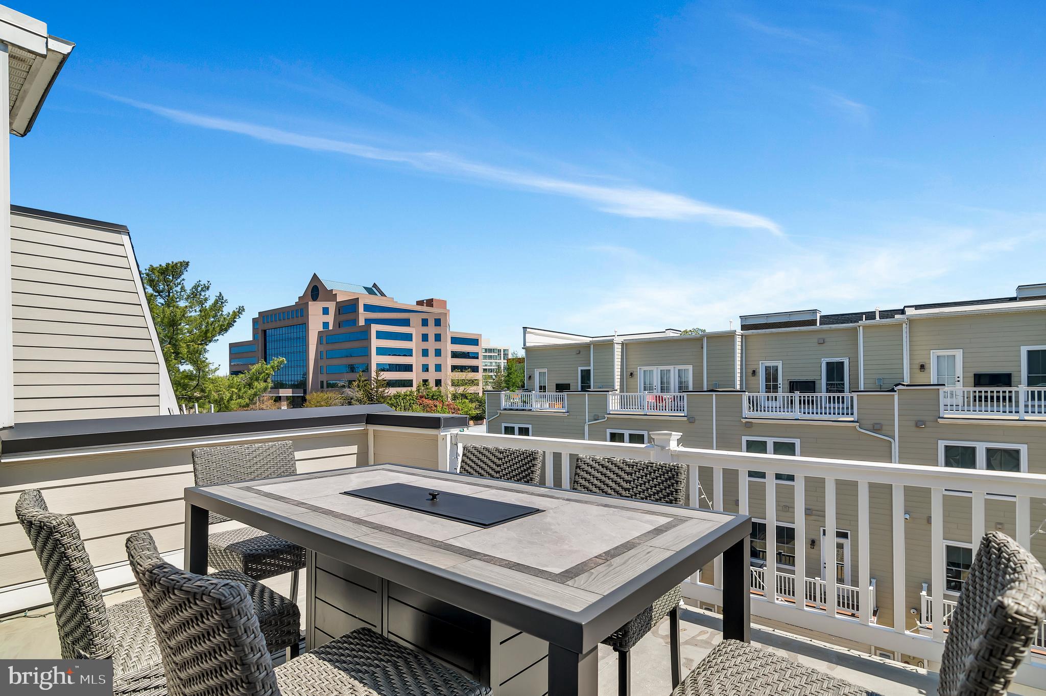 RIDGEWOOD - Residential Lease