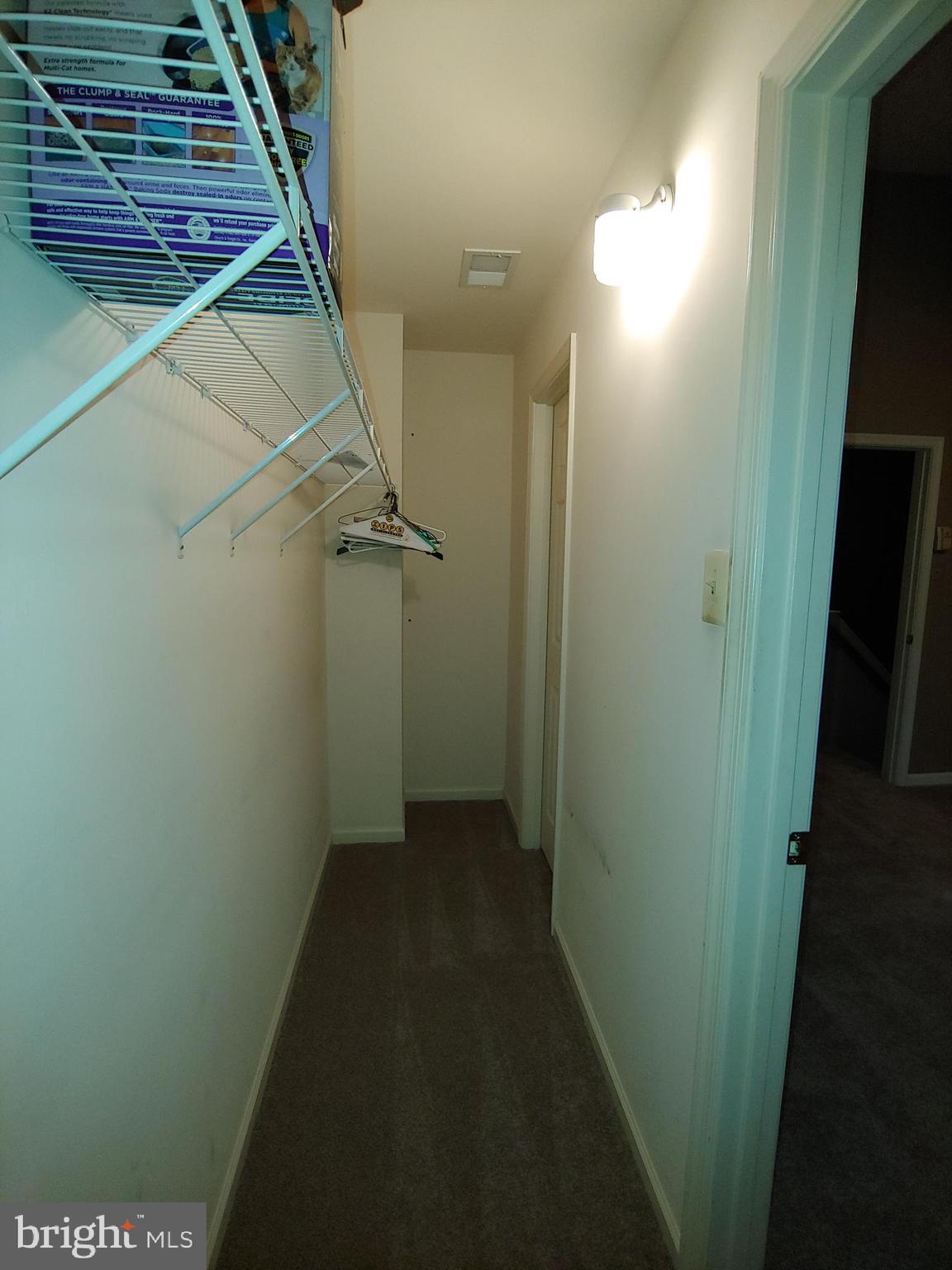 THE KNOLLS/CROFTON VILLAGE - Residential Lease