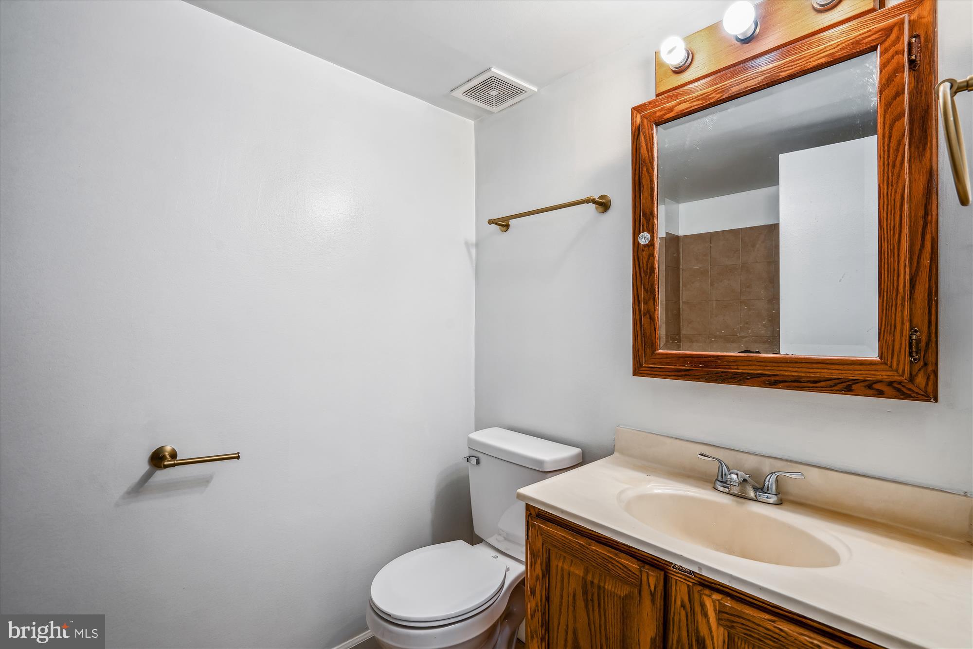 BROOKMILL - Residential