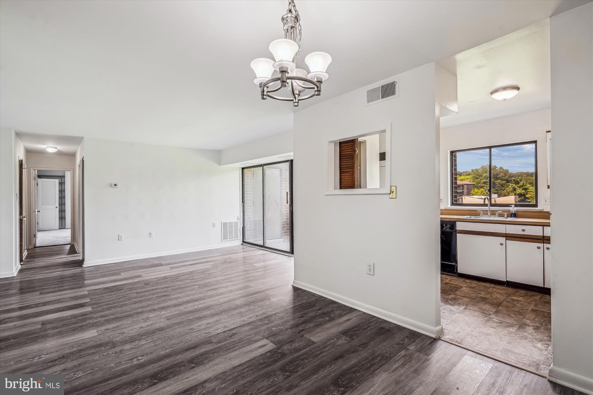 BROOKMILL - Residential