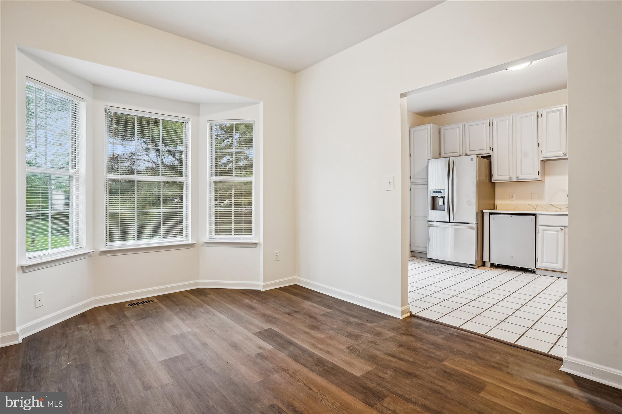 WAYSIDE VILLAGE - Residential Lease