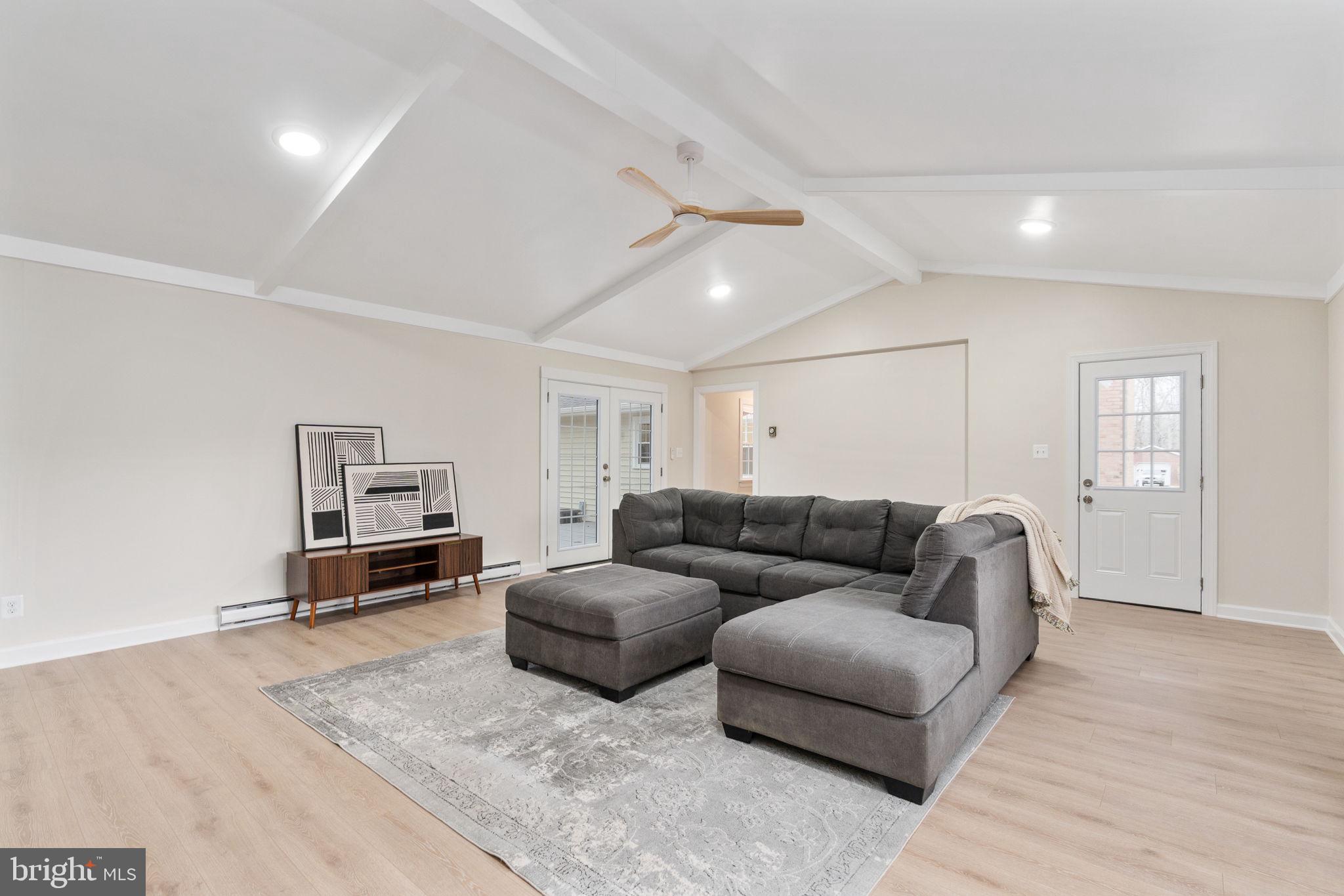 FERRY FARMS - Residential