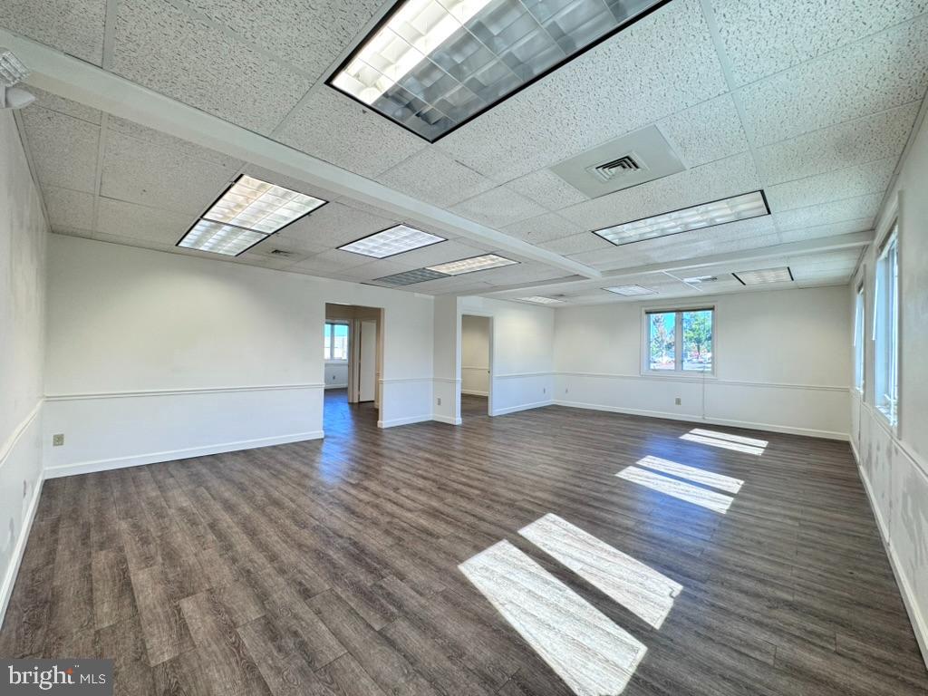 3935 UNIVERSITY DRIVE