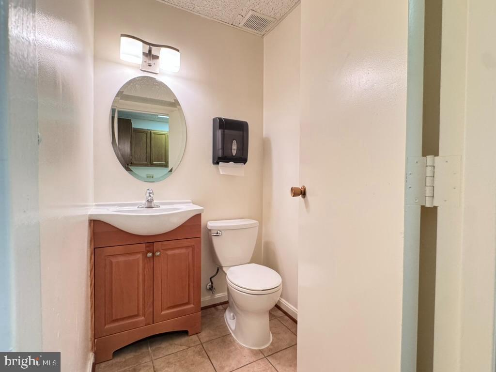 COURTHOUSE PROFESSIONAL CENTER - Commercial Sale