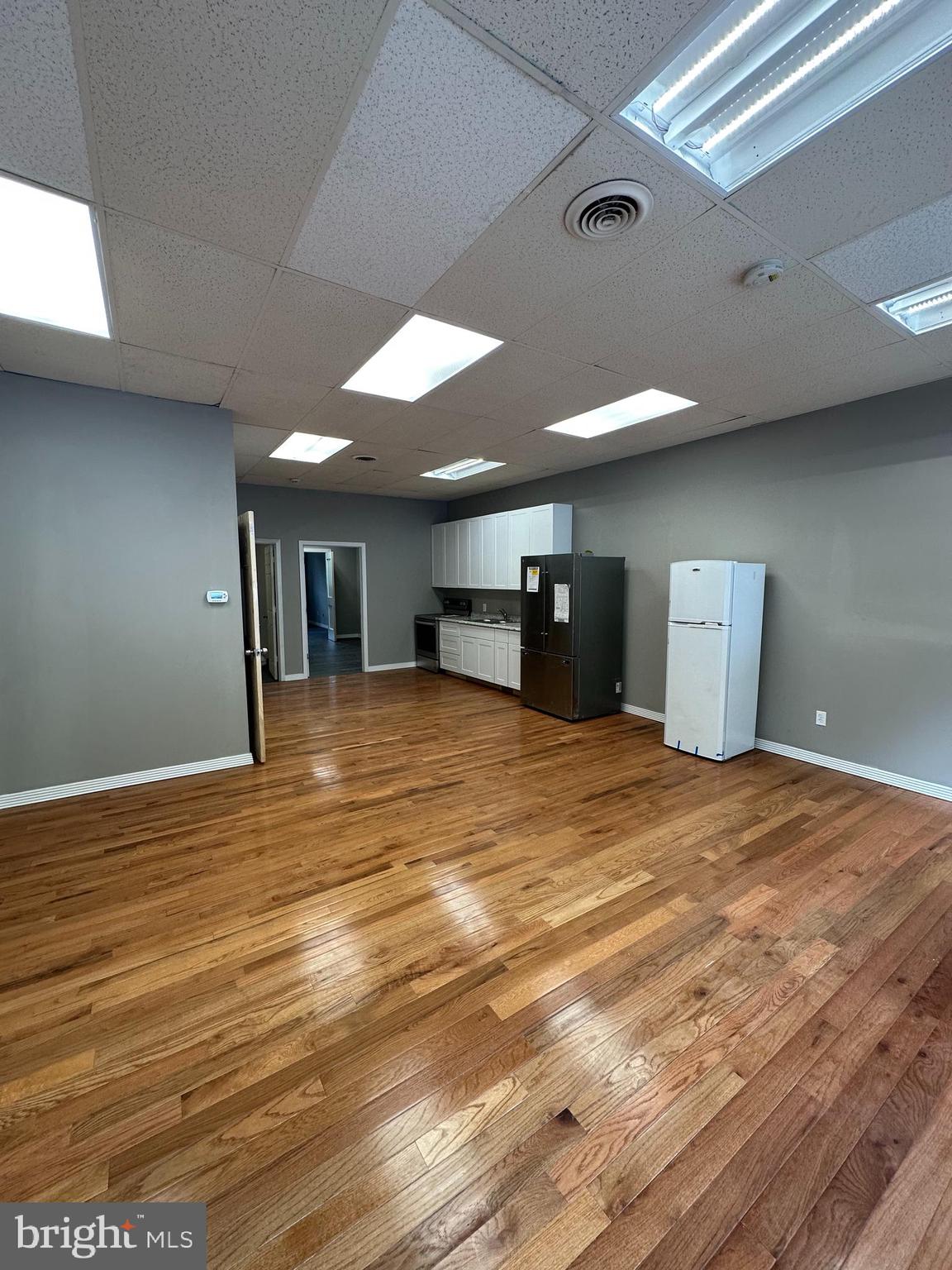 450 N CLAUDE A LORD BOULEVARD 8