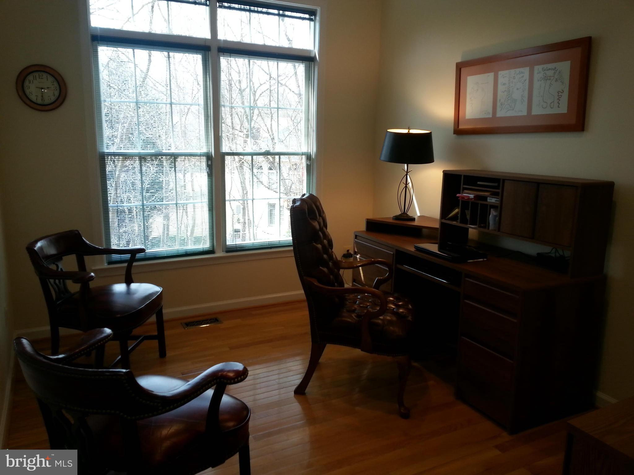 LITTLE ROCKY RUN - Farm