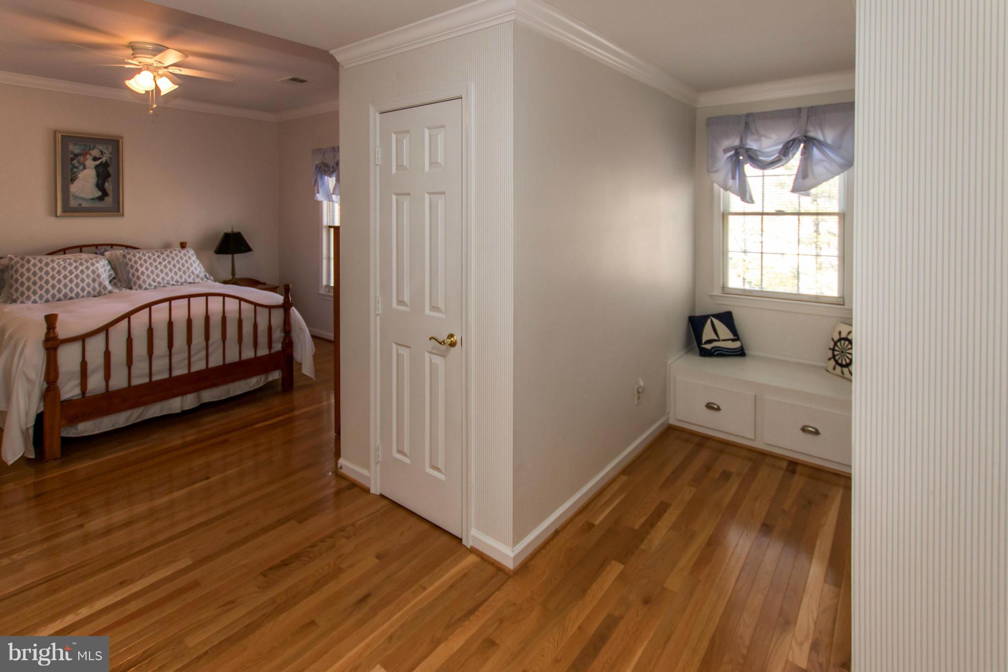 LITTLE ROCKY RUN - Farm