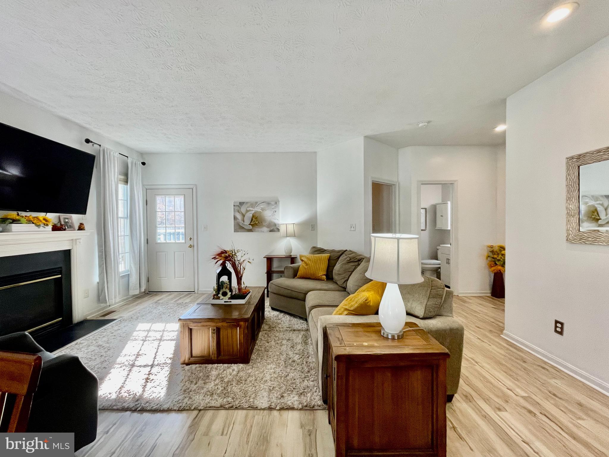 WOODLAND RUN - Residential