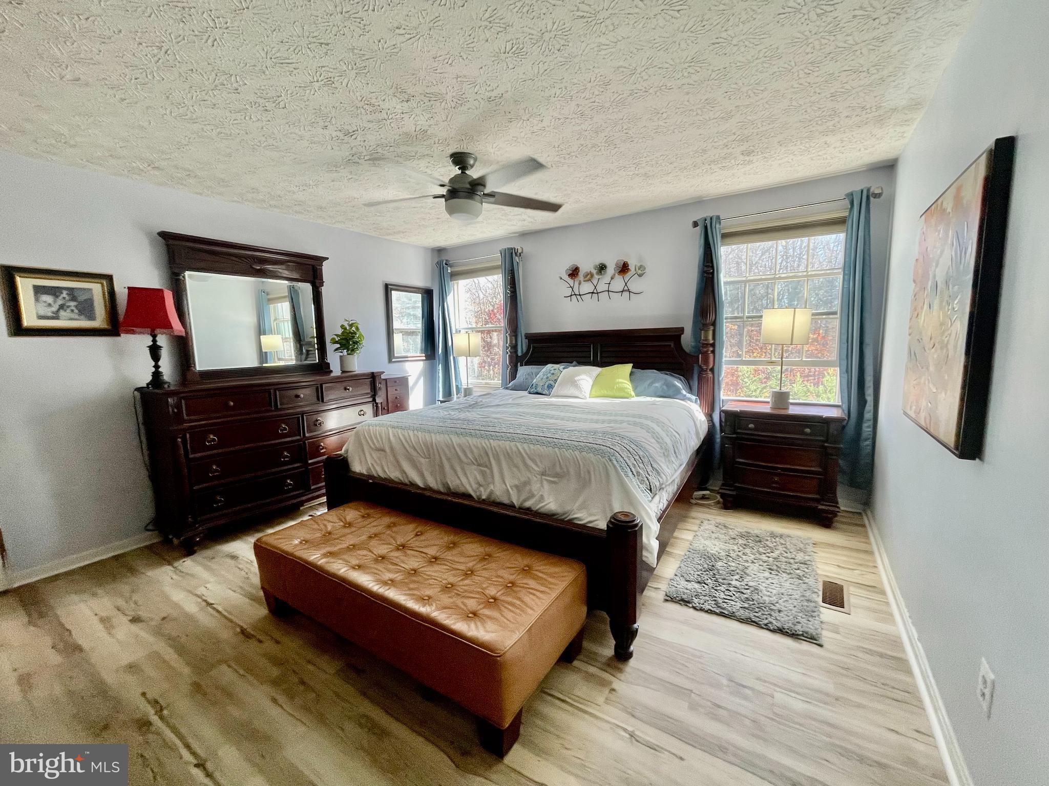 WOODLAND RUN - Residential