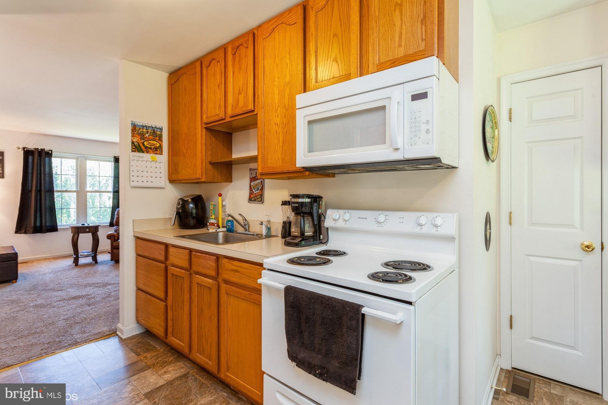 BLUE RIDGE MANOR - Residential