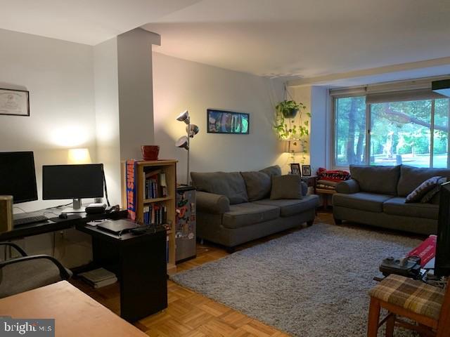 4000 TUNLAW ROAD NW 430