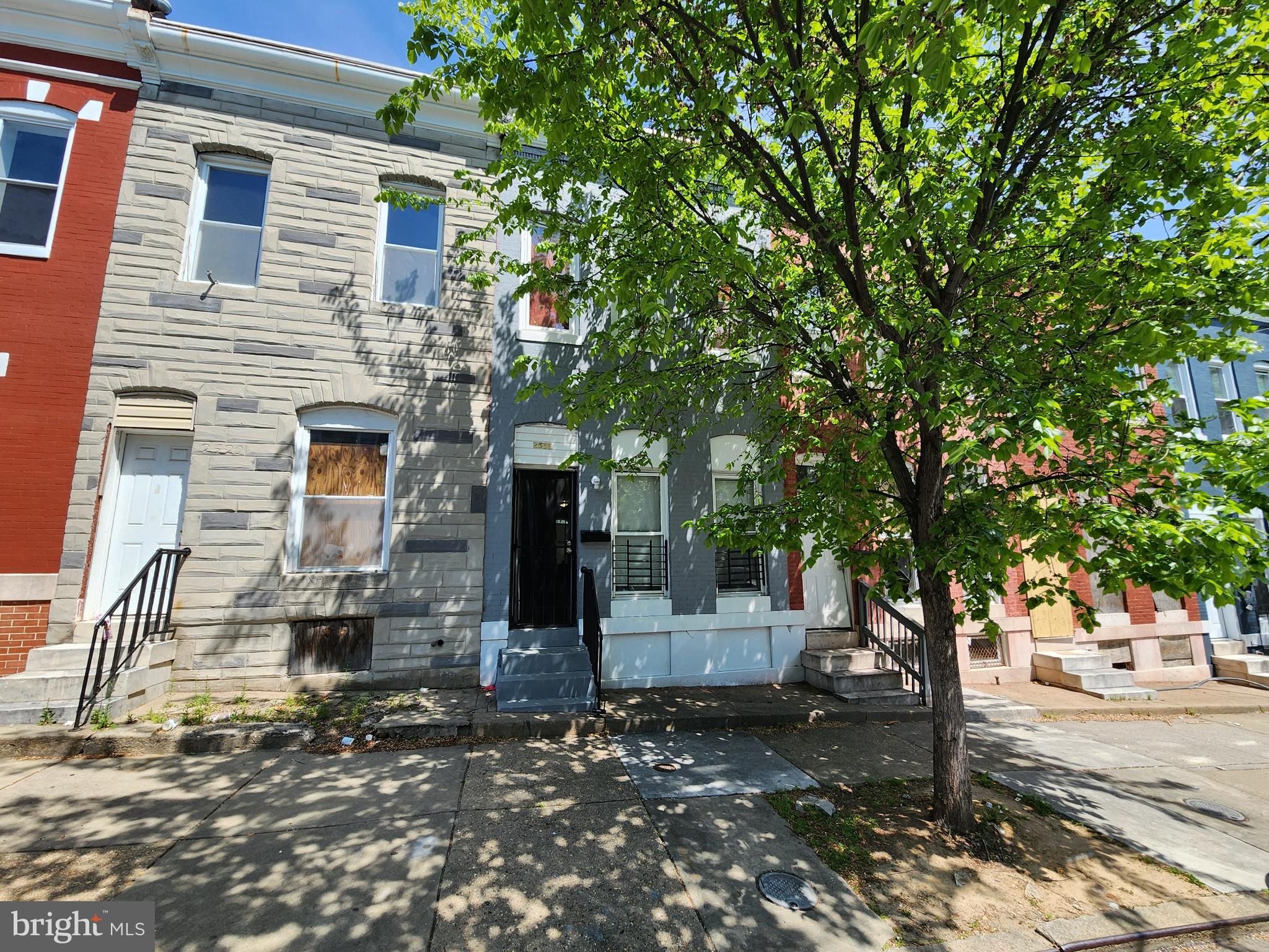 ONLINE AUCTION: Bidding begins 8/15/2025 @ 10:00 AM. Bidding ends 8/19/2025 @ 11:50 AM. List Price is Suggested Opening Bid. Deposit: $7,500.
This two-story townhouse is located in Baltimore's Shipley Hill neighborhood. ​The property is situated within +/- 1 mile of Grace Medical Center and Westside Shopping Center, a retail hub featuring stores such as Food Depot, Dollar Tree, and Advance Auto Parts. Major traffic routes in the vicinity include West Baltimore Street, providing access to downtown Baltimore and surrounding areas. The property is currently occupied but will be delivered vacant.
