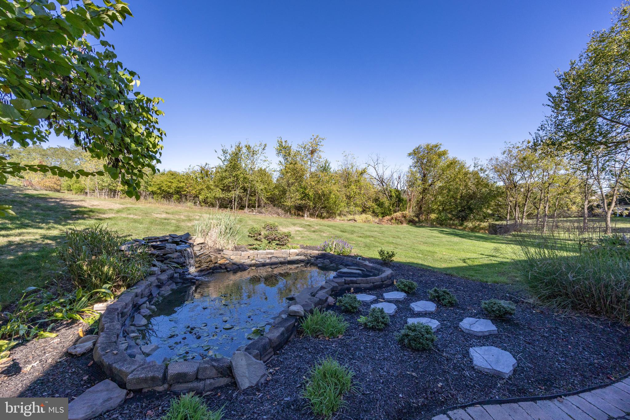 ESTATES AT FARAWAY FARMS - Residential