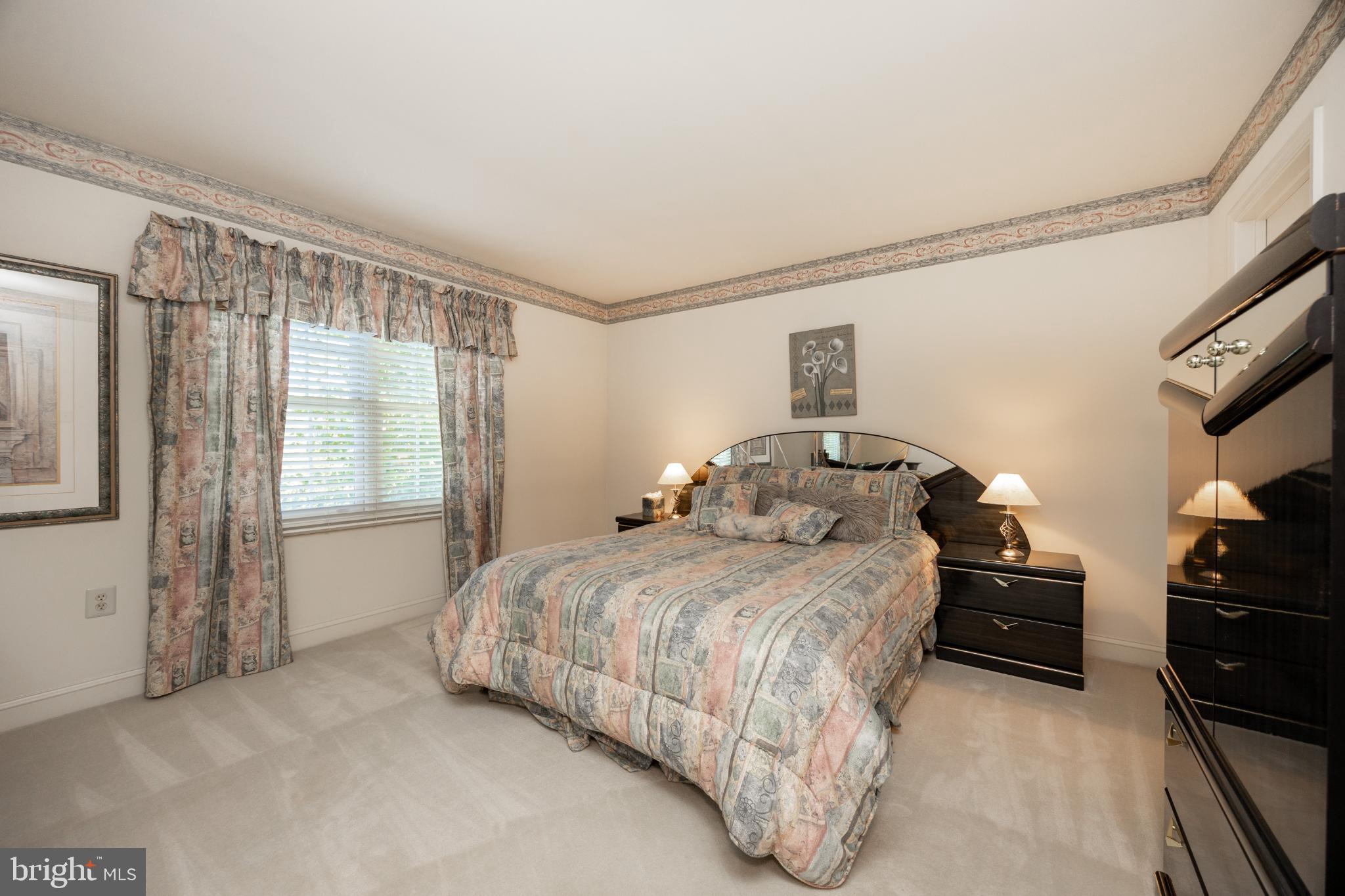 ESTATES AT FARAWAY FARMS - Residential