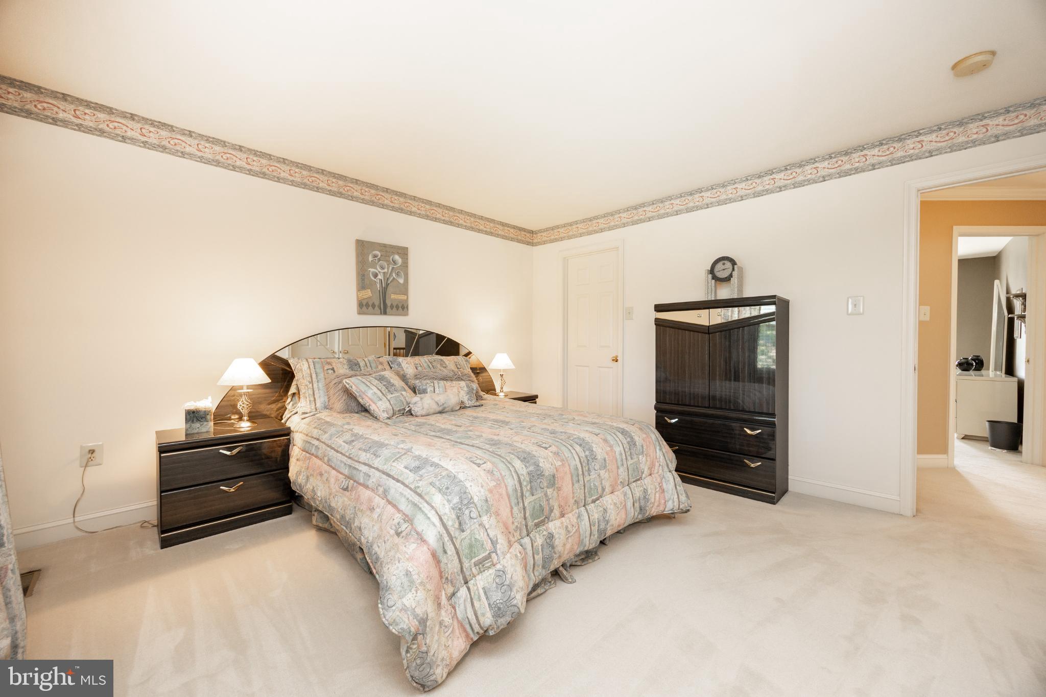 ESTATES AT FARAWAY FARMS - Residential